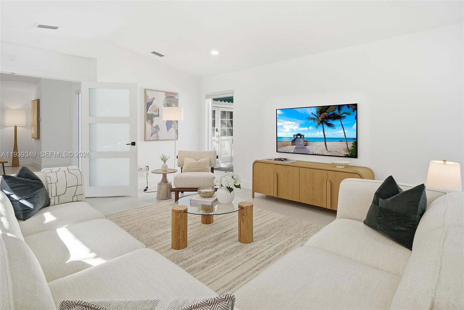 3700 Justison Rd Miami, FL 33133