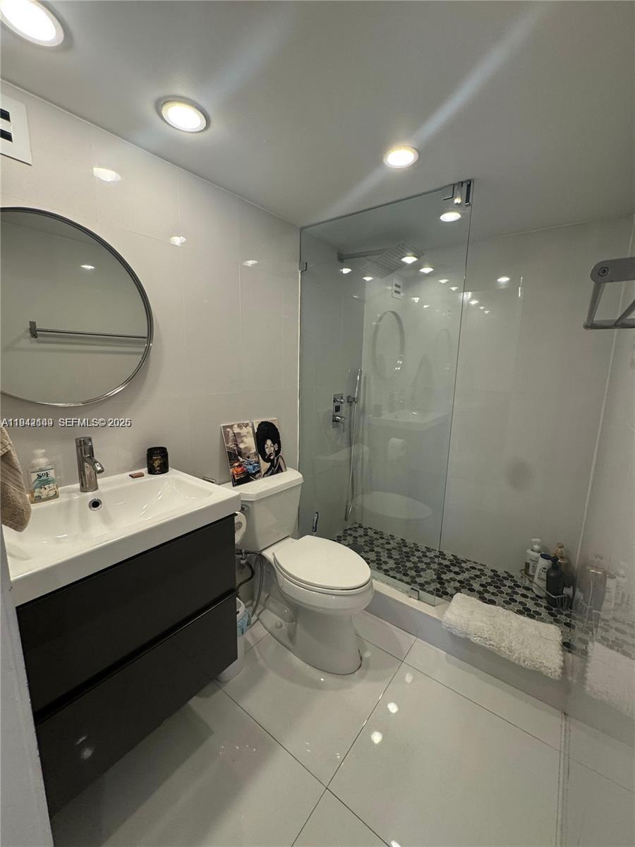 2150 Sans Souci Blvd #B1611 North Miami, FL 33181