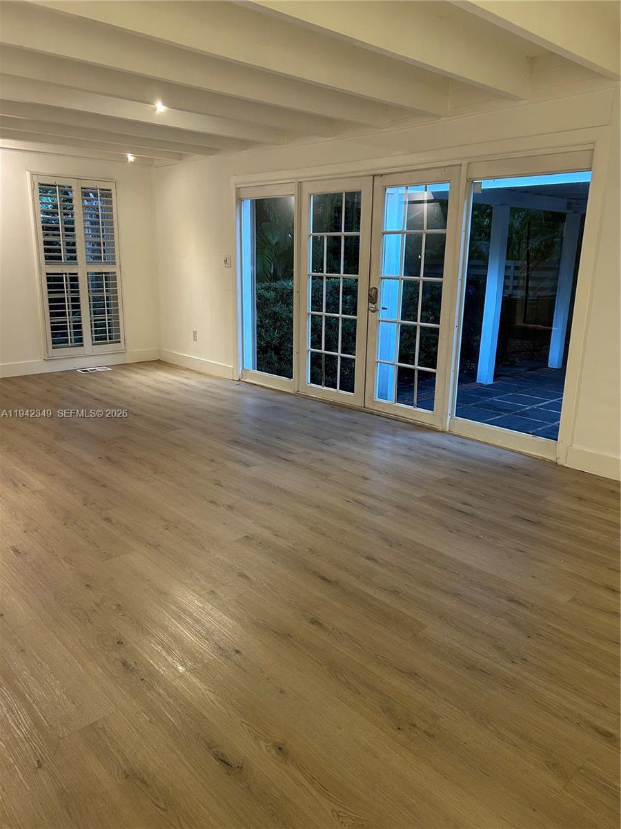 4255 Lennox Dr Miami, FL 33133