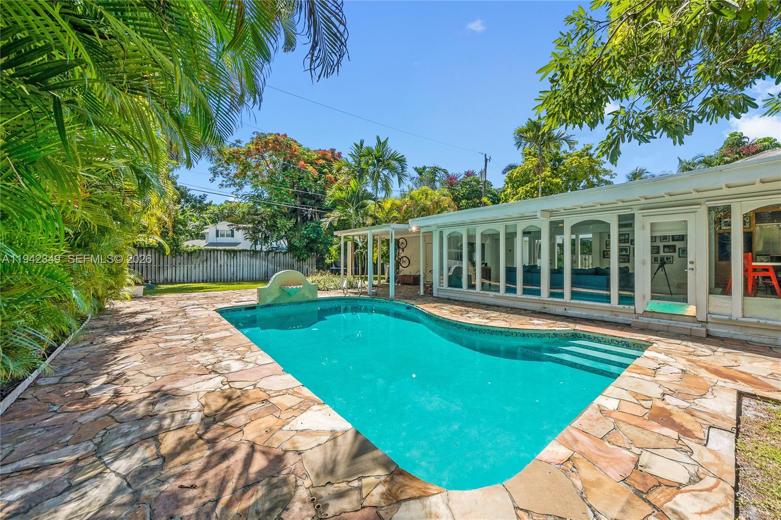 4255 Lennox Dr Miami, FL 33133