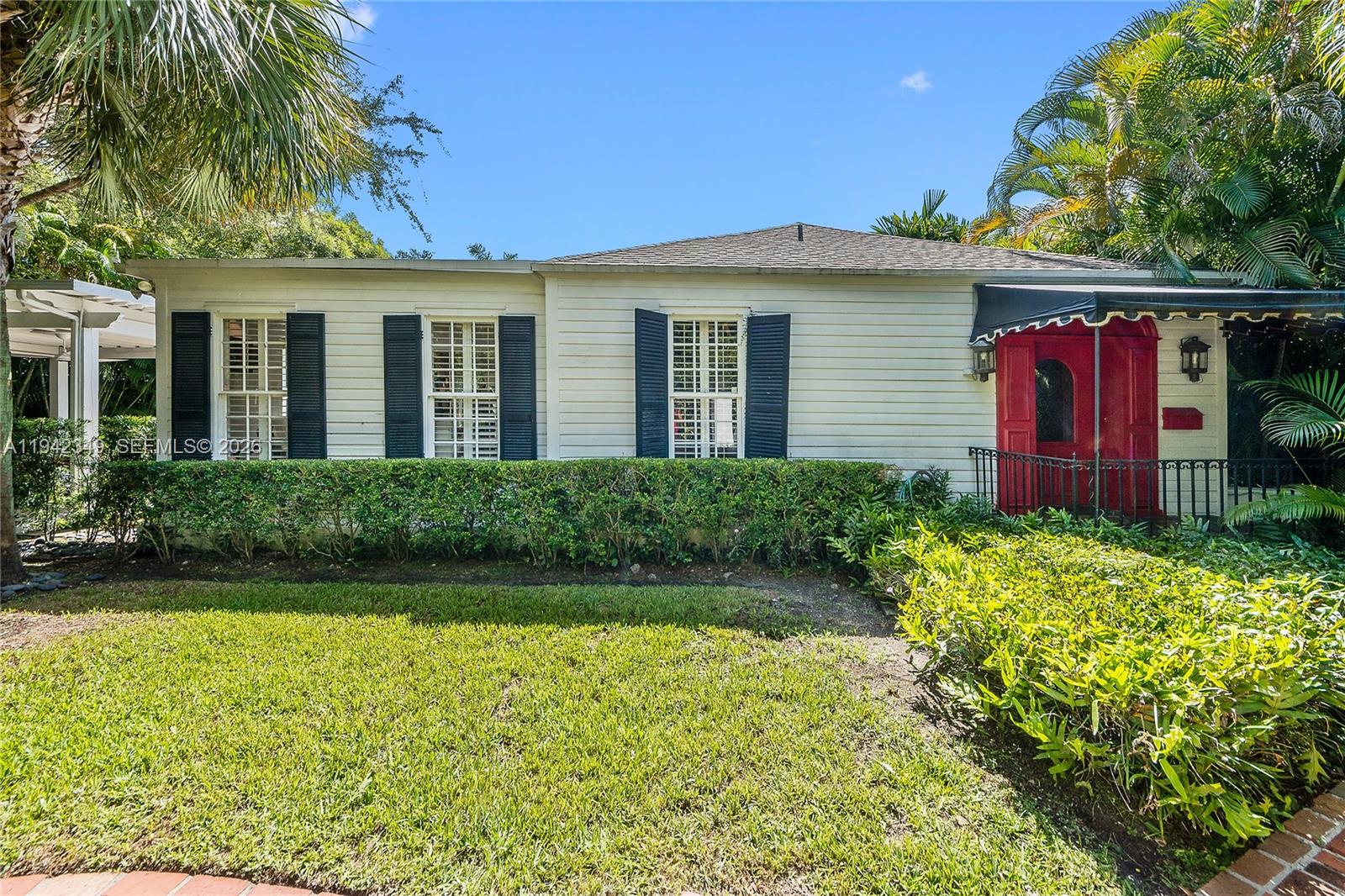 4255 Lennox Dr Miami, FL 33133