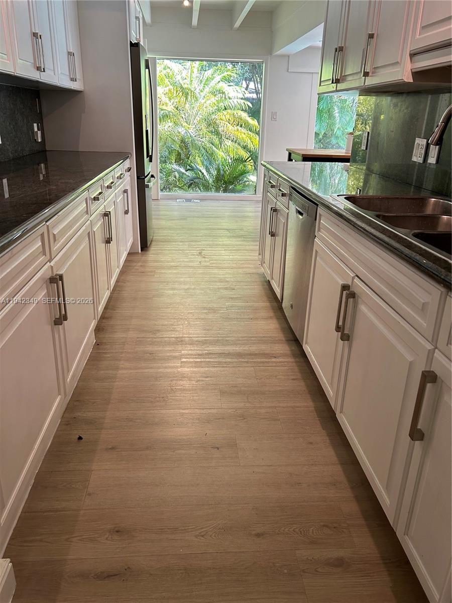 4255 Lennox Dr Miami, FL 33133