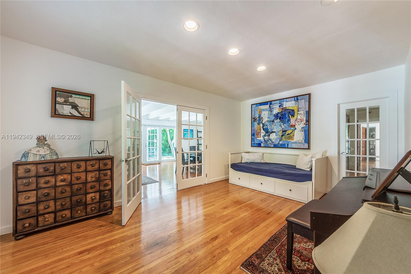 4255 Lennox Dr Miami, FL 33133