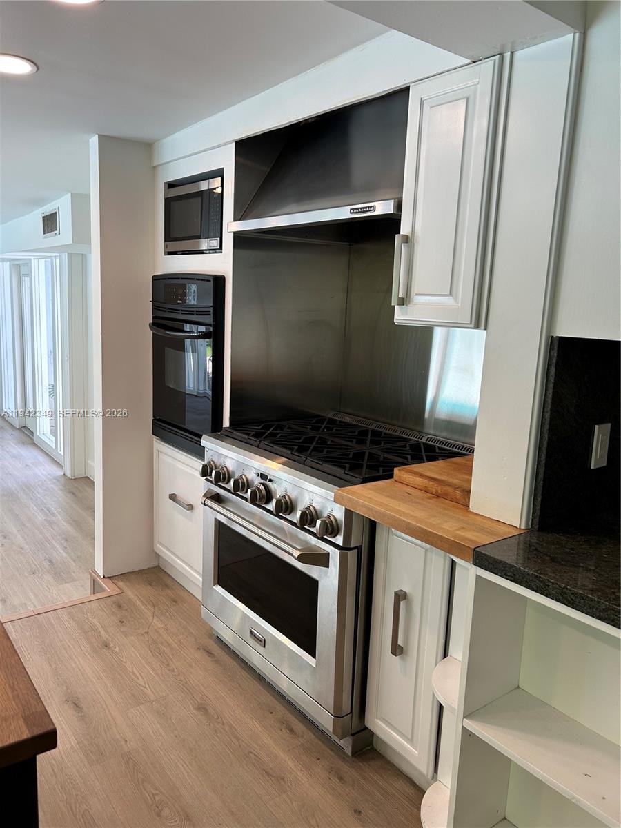 4255 Lennox Dr Miami, FL 33133