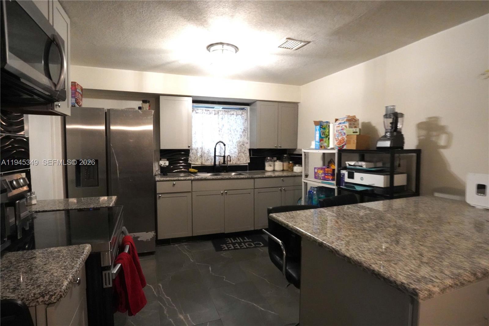 625 NE 130th St North Miami Beach, FL 33161