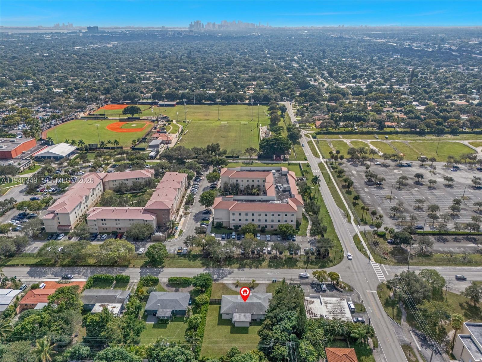 195 NW 115th St Miami, FL 33168