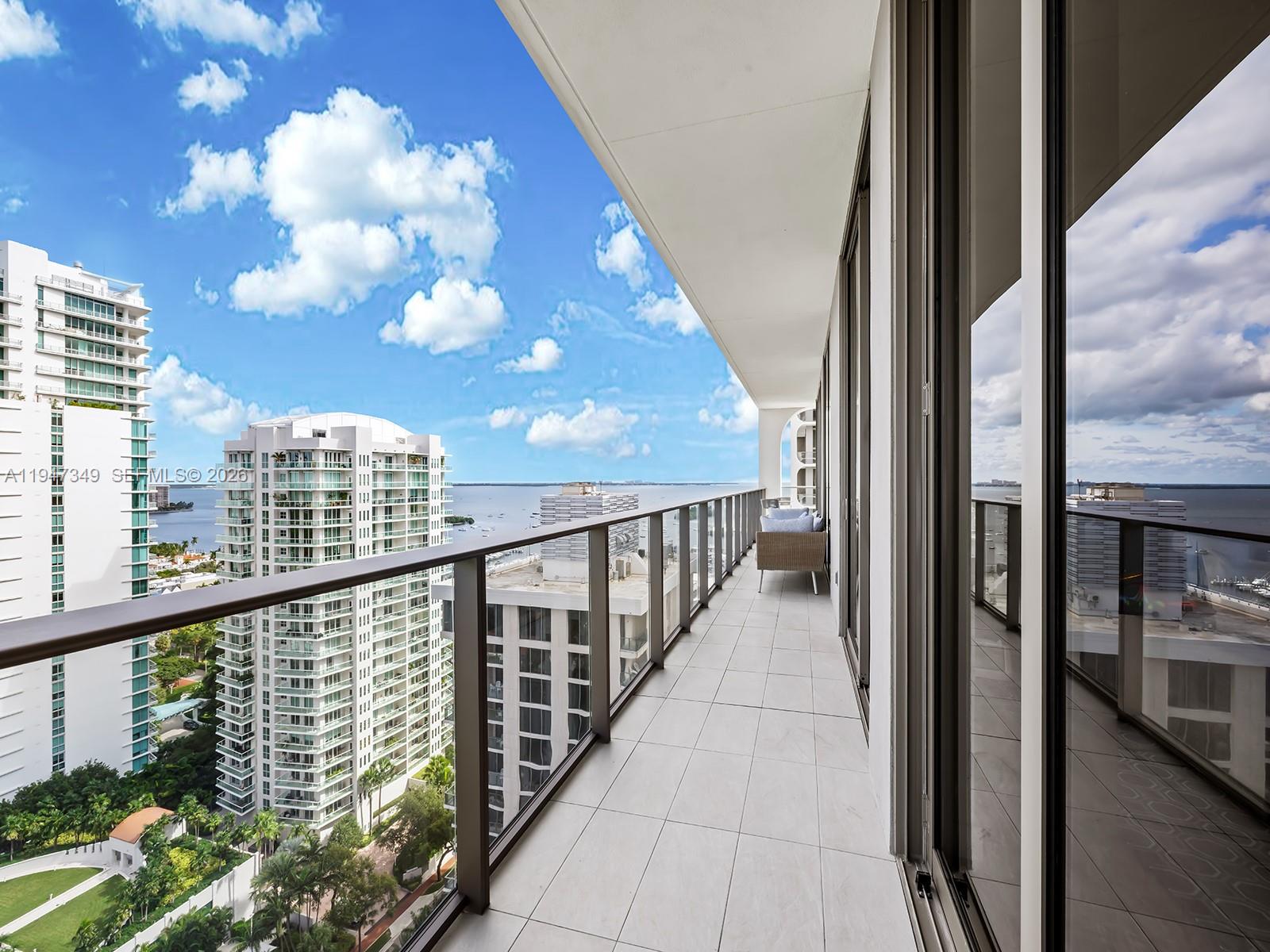 2678 Tigertail Ave #1806 Miami, FL 33133