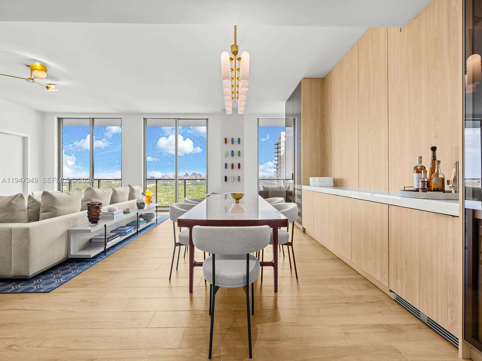 2678 Tigertail Ave #1806 Miami, FL 33133