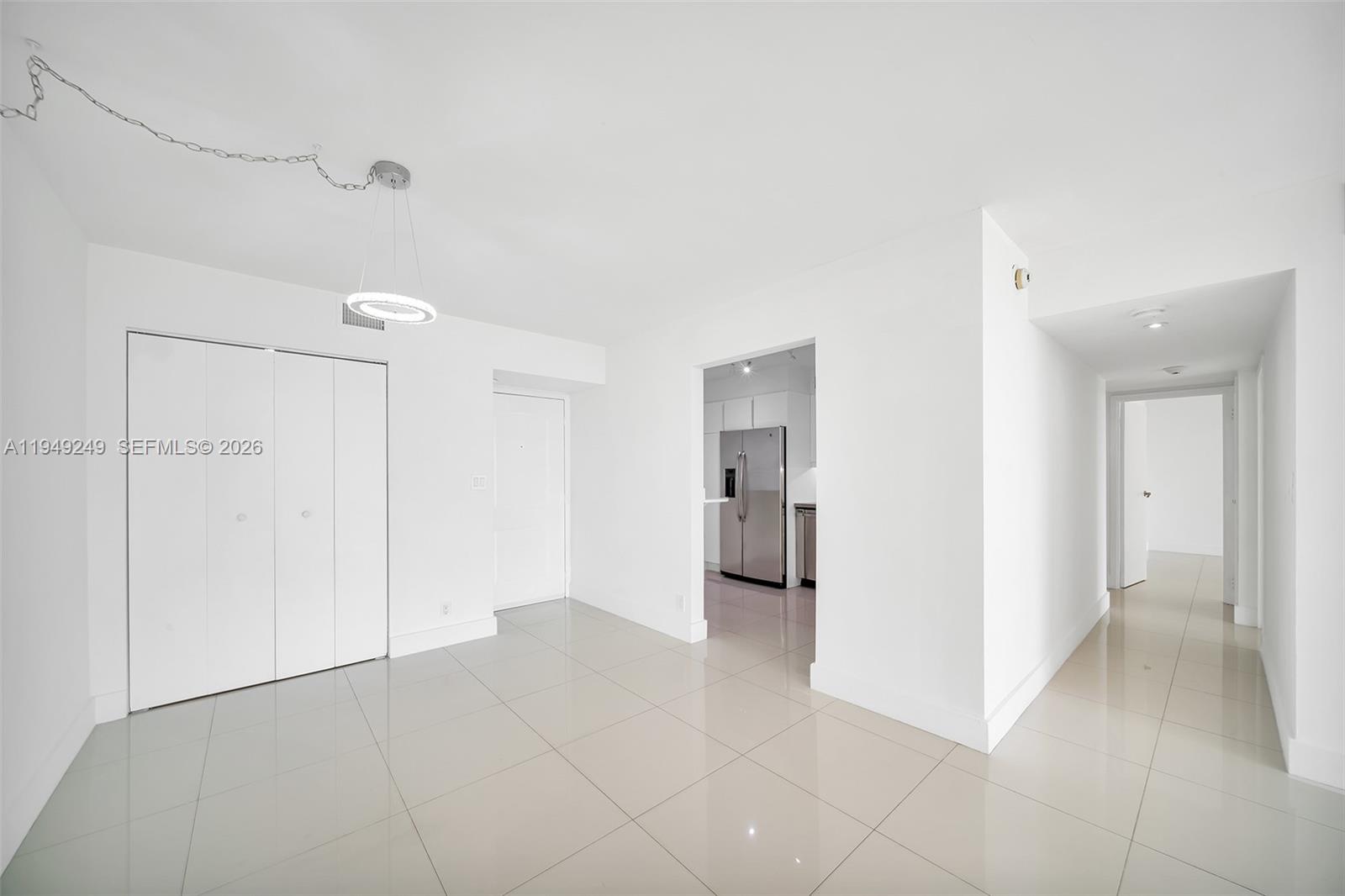 100 Bayview Dr #408 Sunny Isles Beach, FL 33160