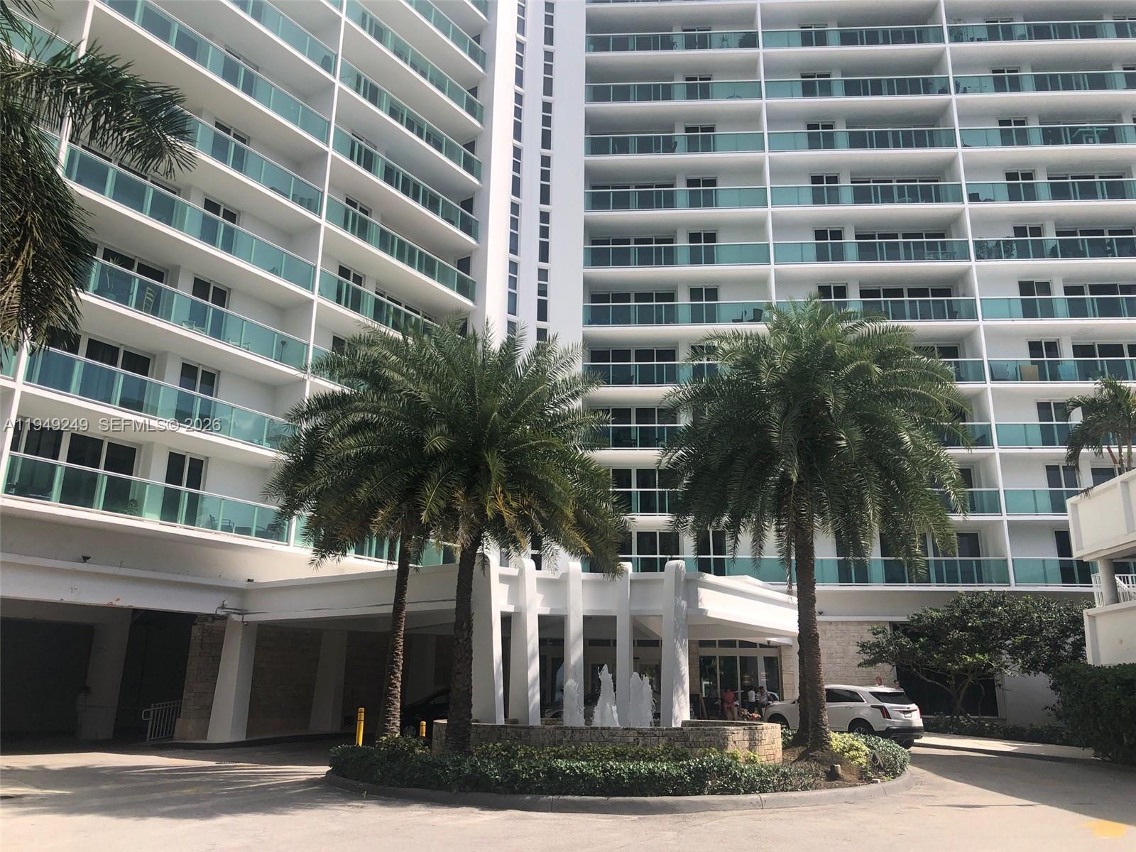 100 Bayview Dr #408 Sunny Isles Beach, FL 33160