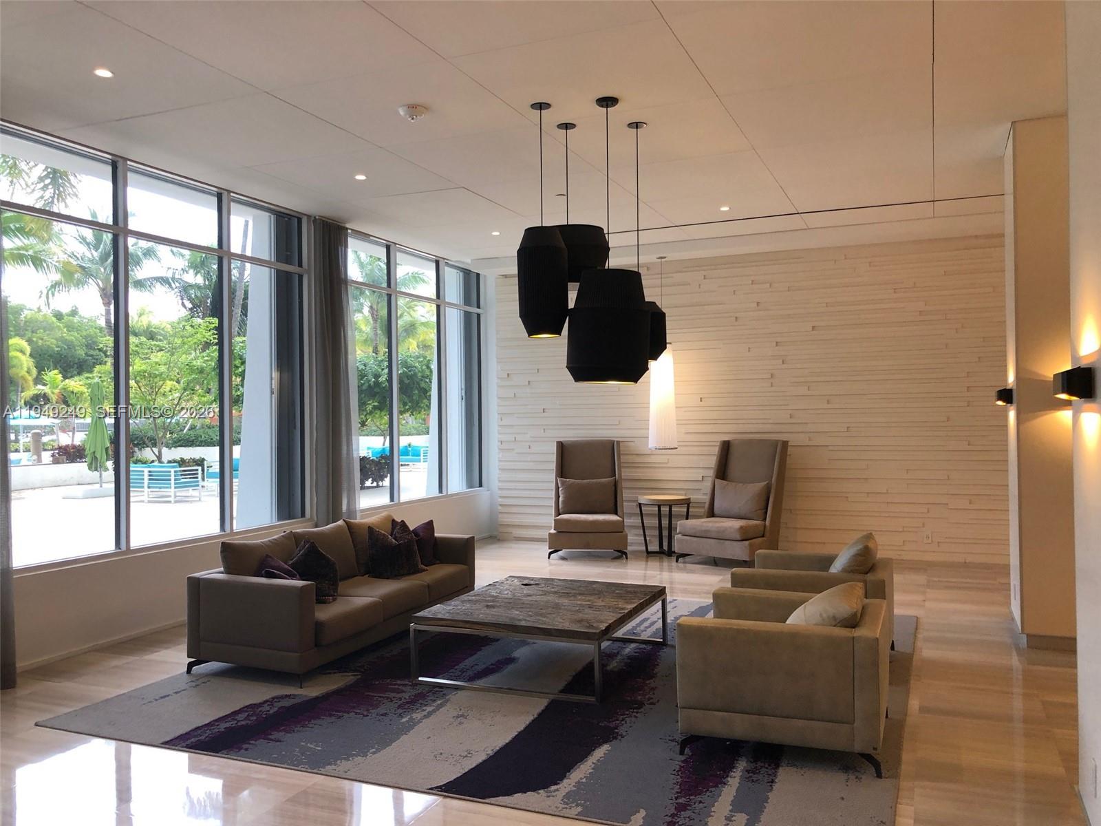 100 Bayview Dr #408 Sunny Isles Beach, FL 33160