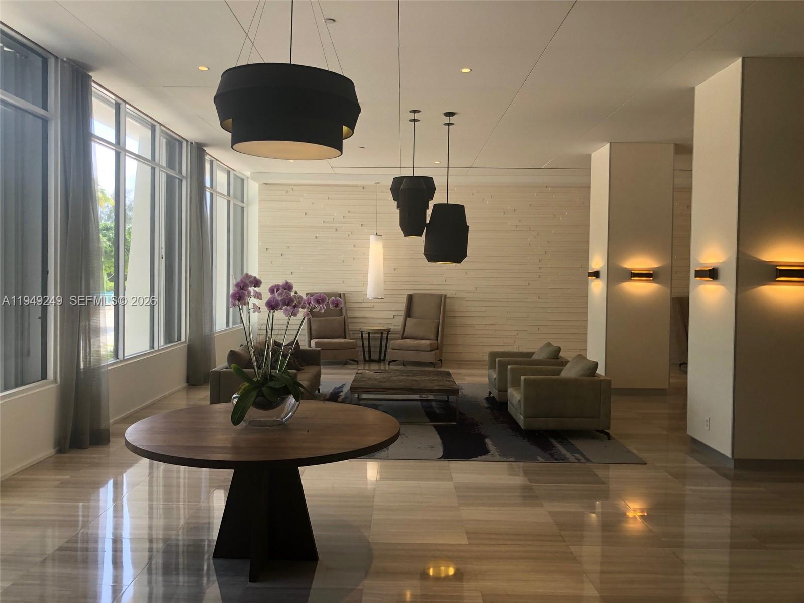 100 Bayview Dr #408 Sunny Isles Beach, FL 33160