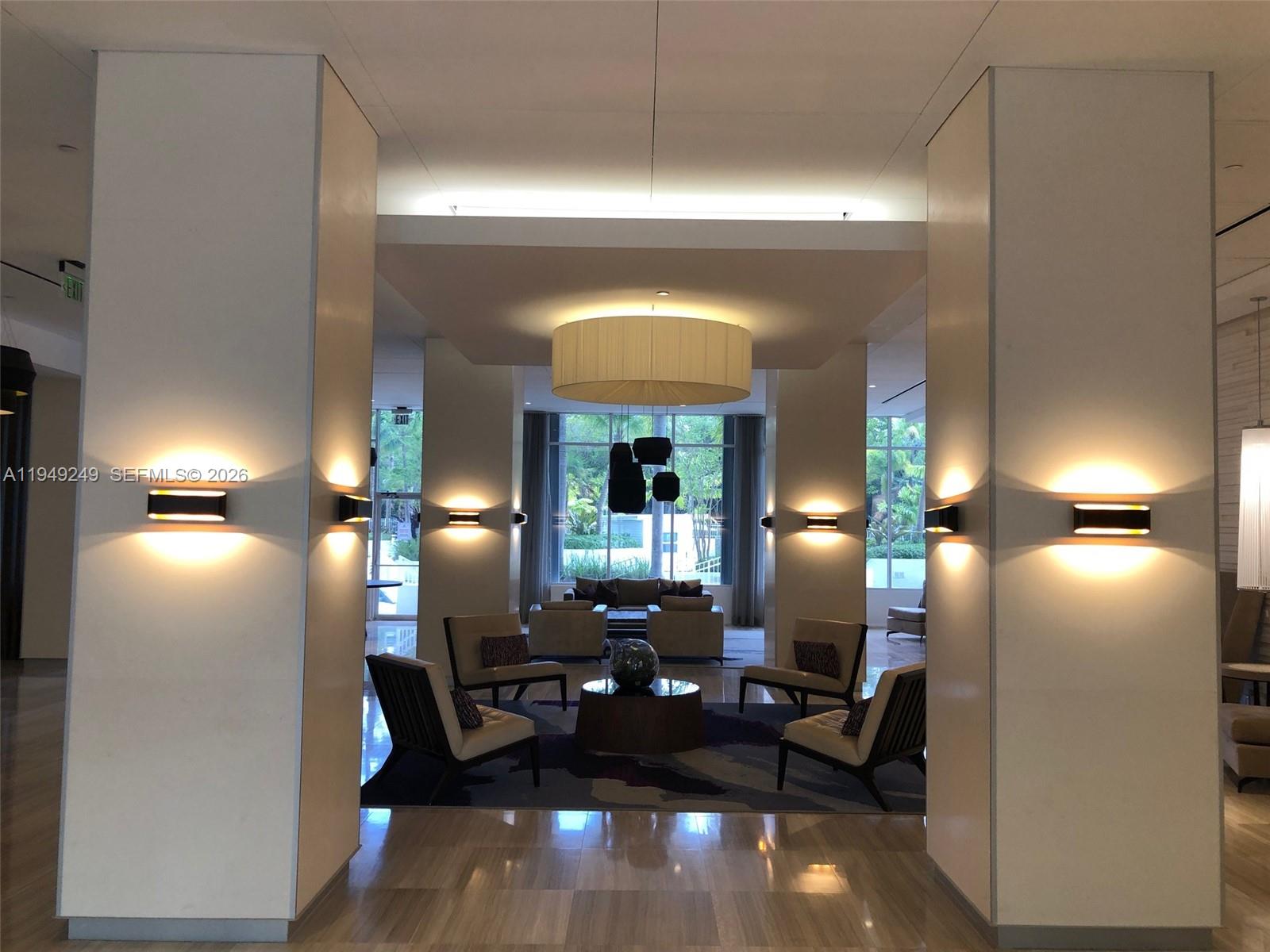 100 Bayview Dr #408 Sunny Isles Beach, FL 33160