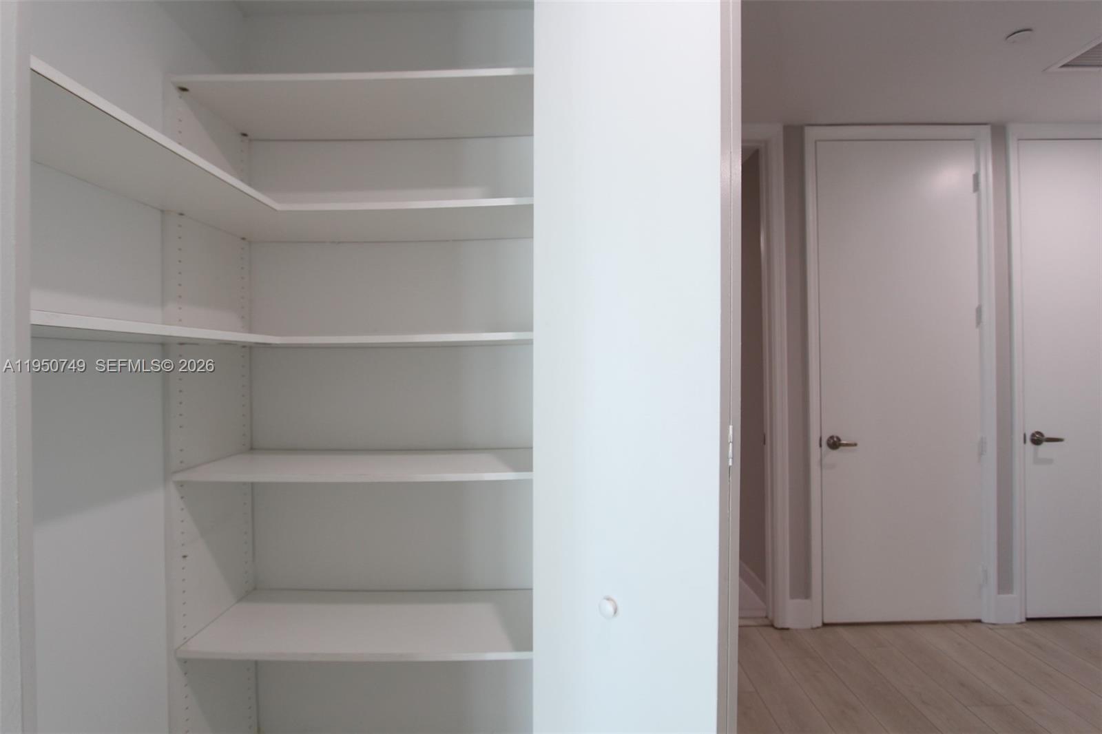 image 500 Brickell East19