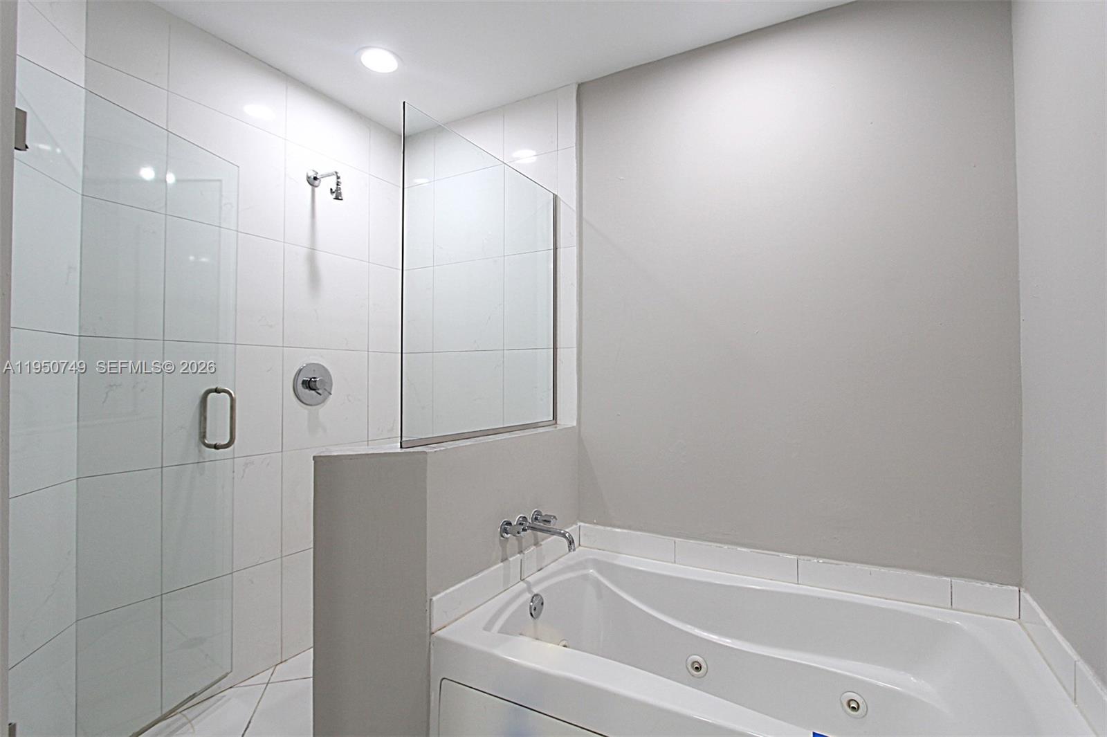 image 500 Brickell East26