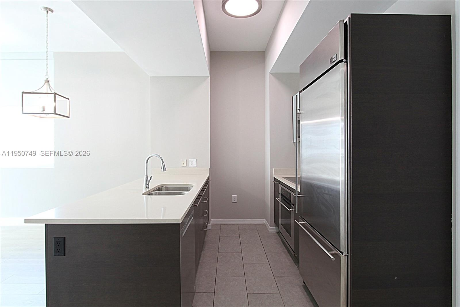 image 500 Brickell East8