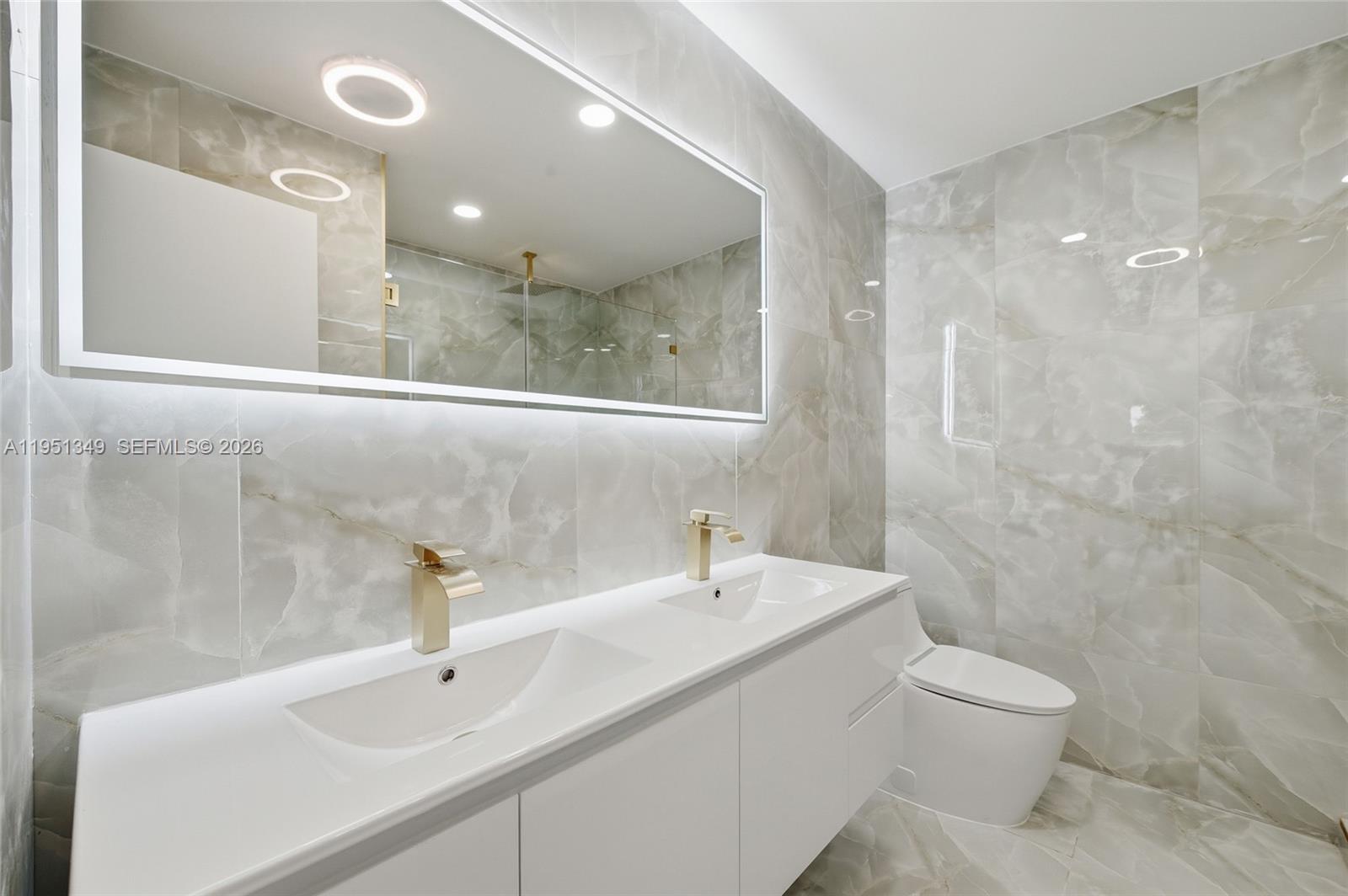 4711 NE 18th Ave Oakland Park, FL 33334