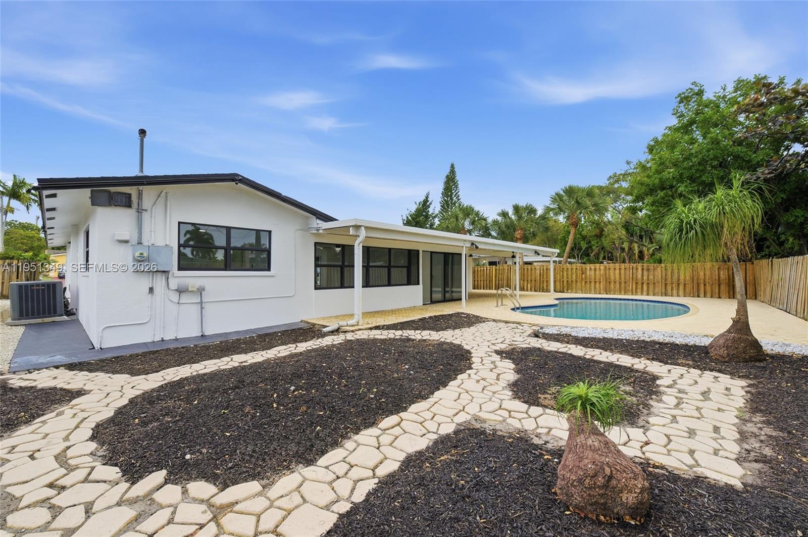 4711 NE 18th Ave Oakland Park, FL 33334