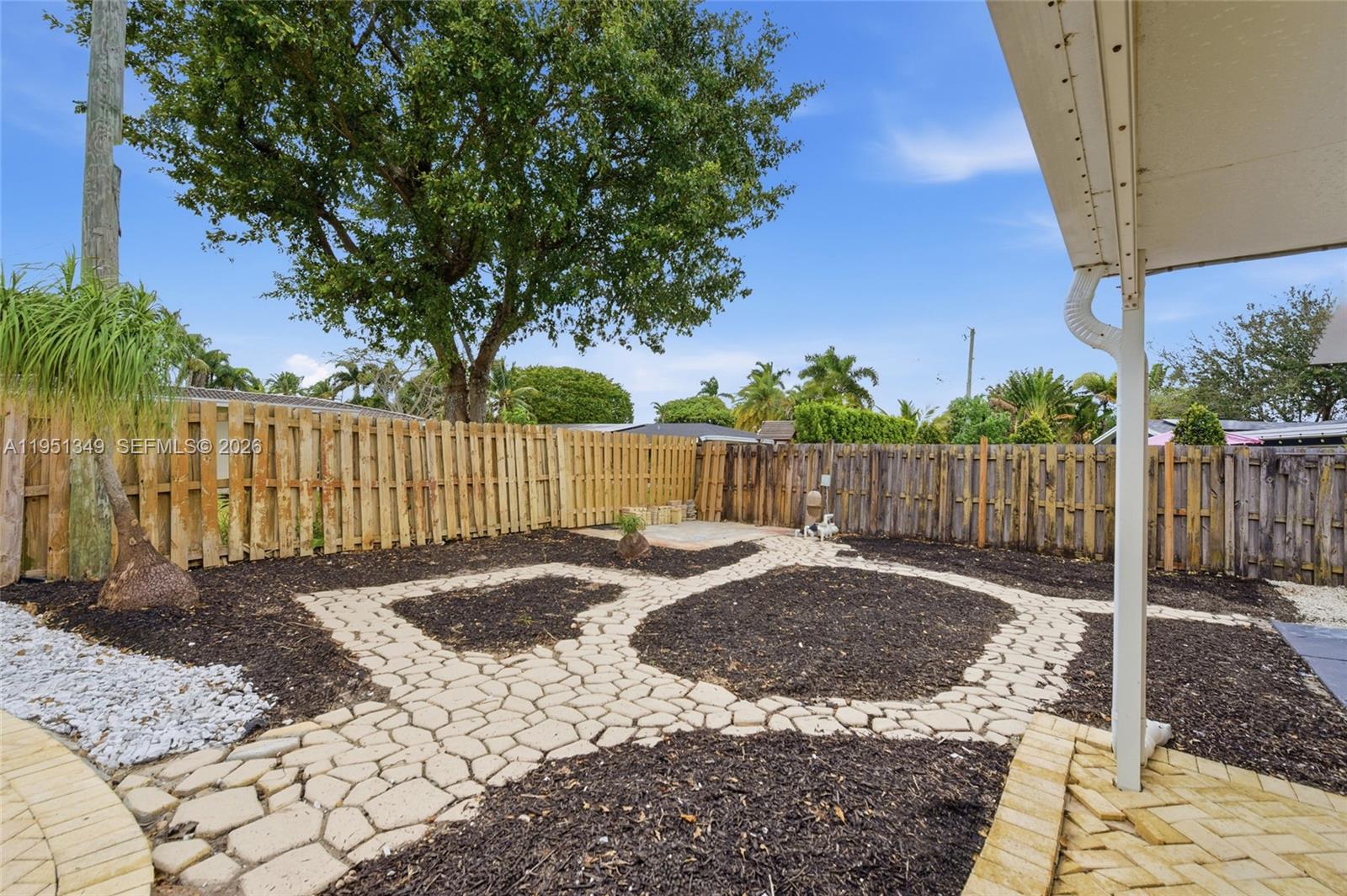 4711 NE 18th Ave Oakland Park, FL 33334