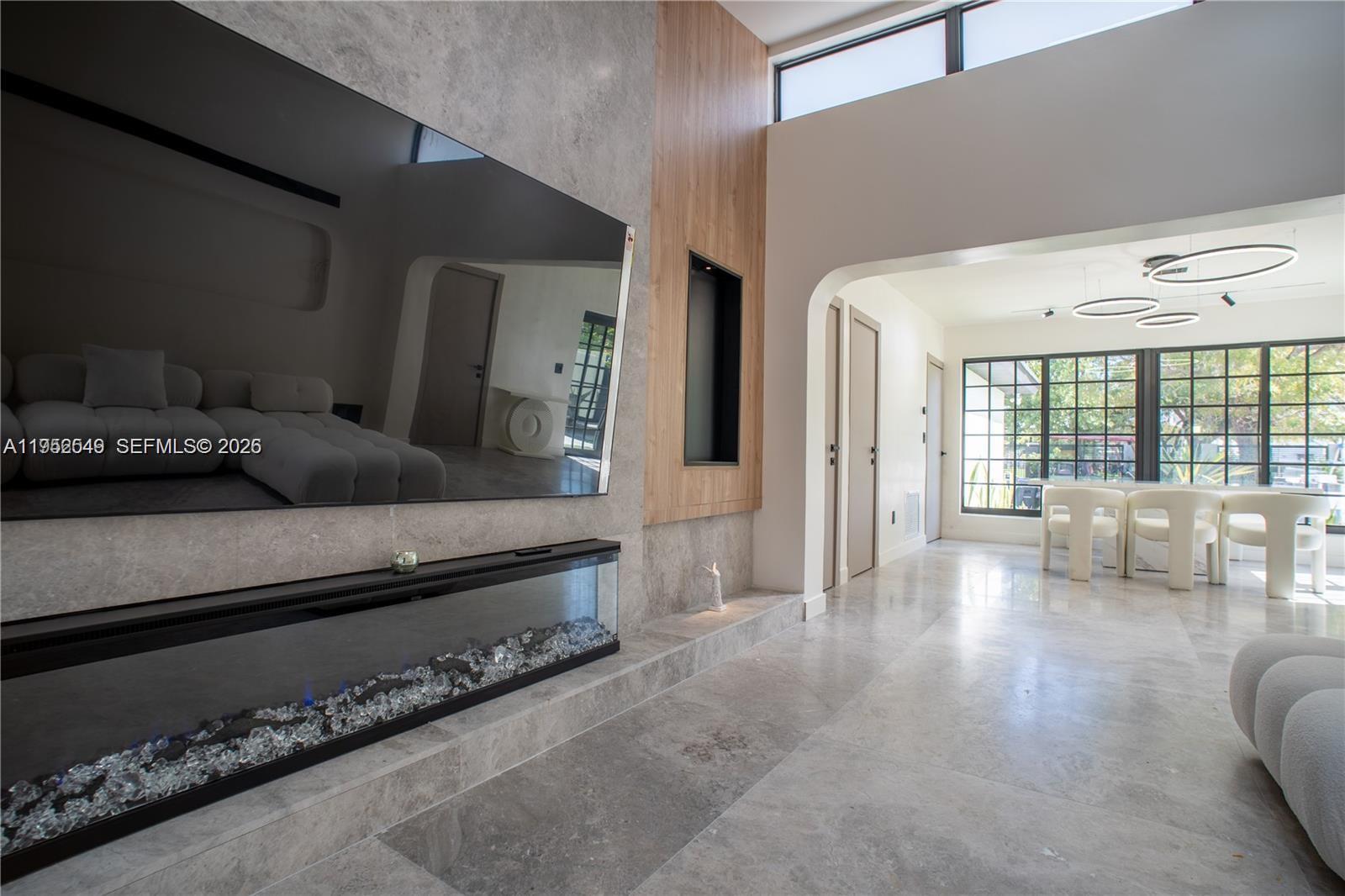 7850 Hawthorne Ave Miami Beach, FL 33141