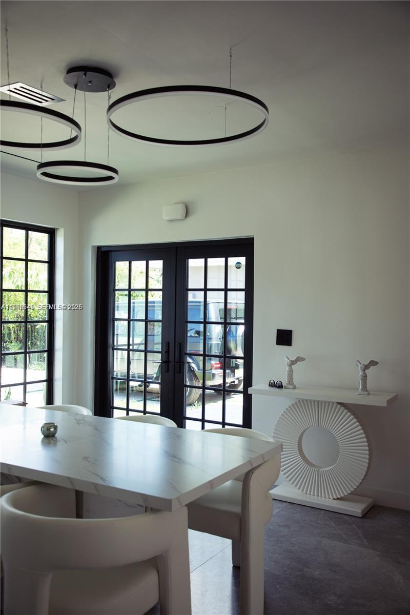 7850 Hawthorne Ave Miami Beach, FL 33141