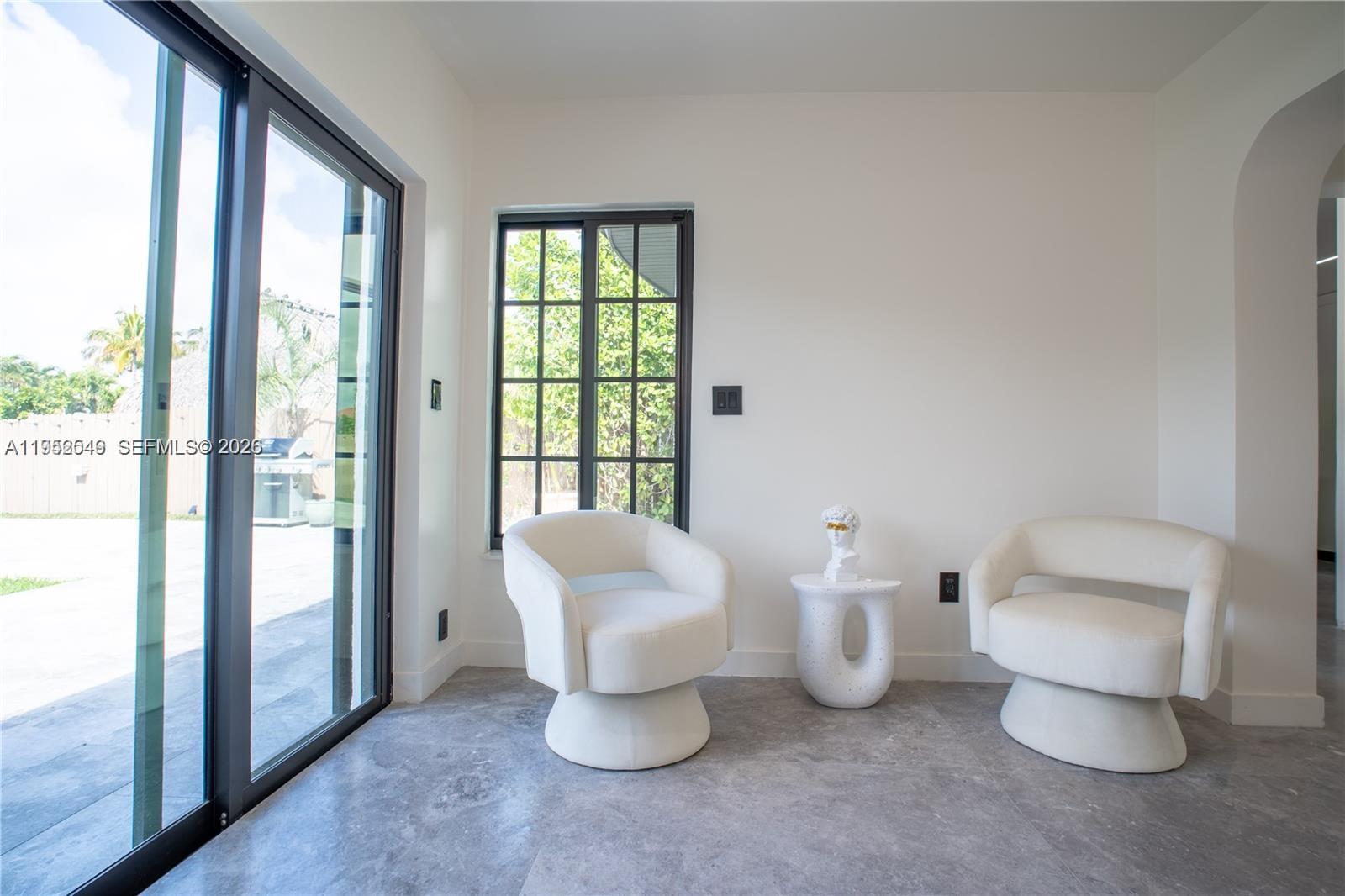 7850 Hawthorne Ave Miami Beach, FL 33141