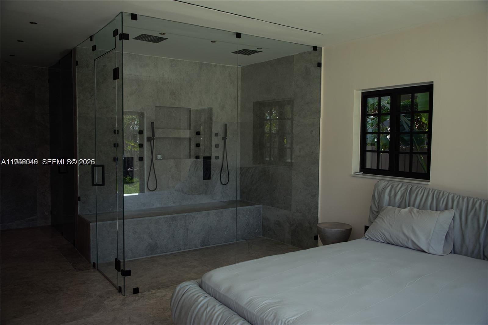 7850 Hawthorne Ave Miami Beach, FL 33141