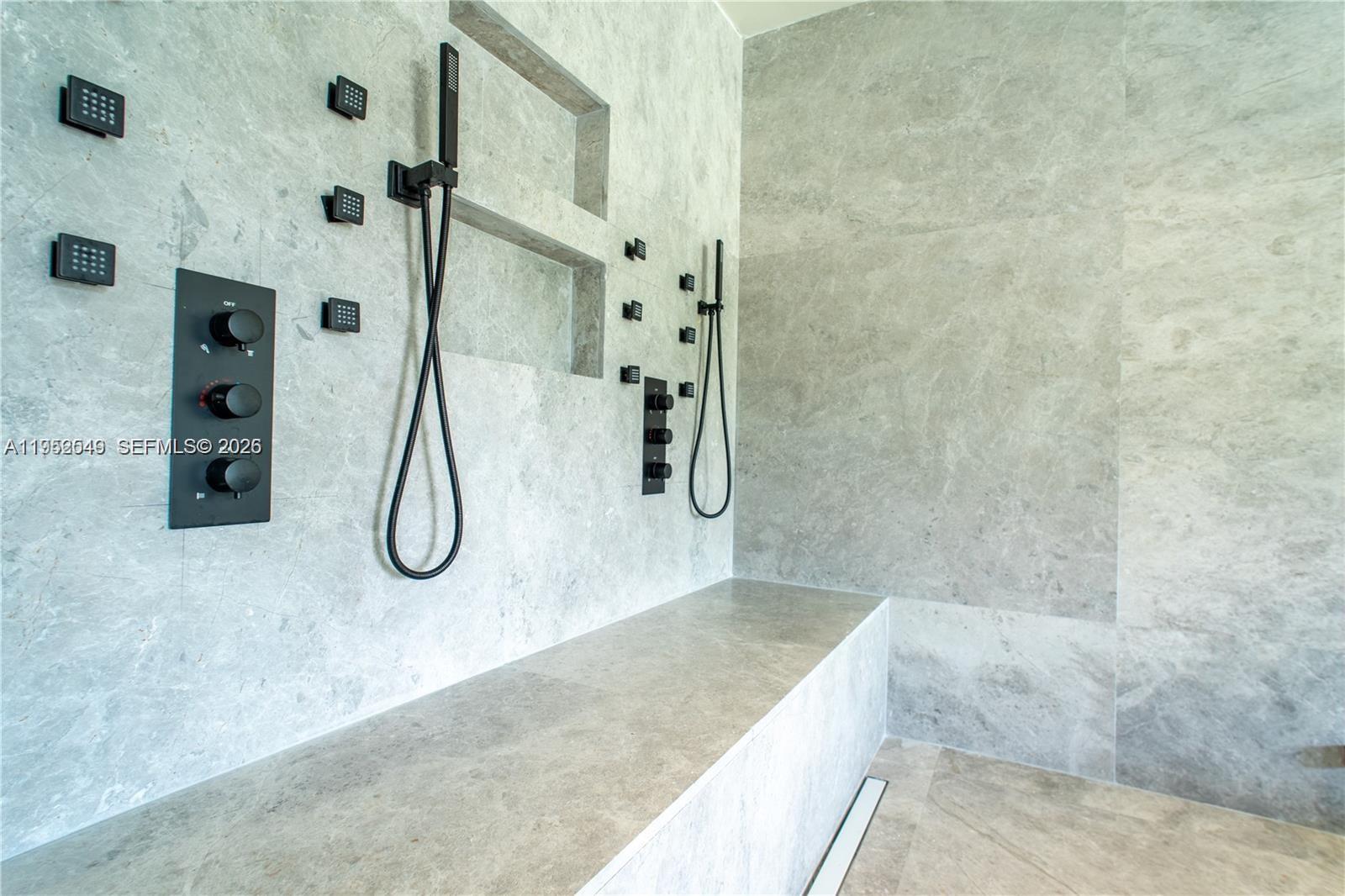 7850 Hawthorne Ave Miami Beach, FL 33141