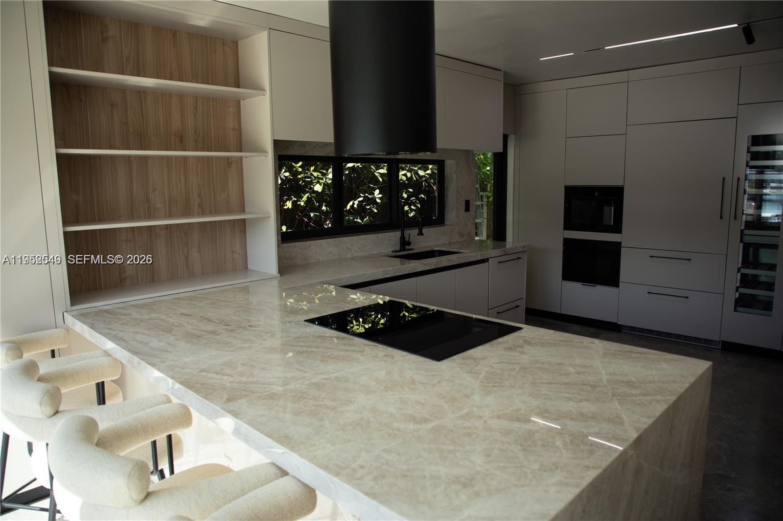 7850 Hawthorne Ave Miami Beach, FL 33141