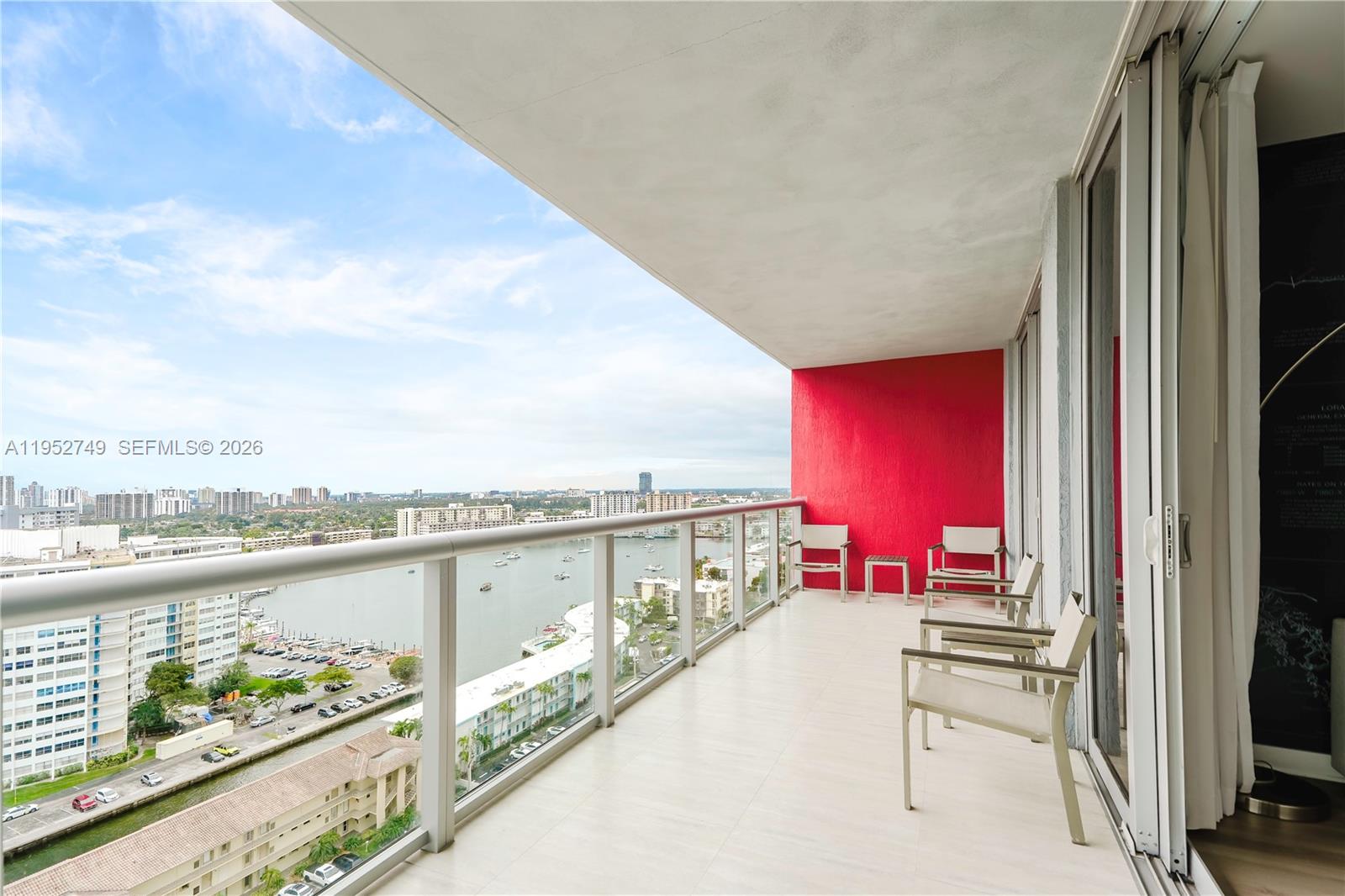 image Beachwalk Hotel & Residences21