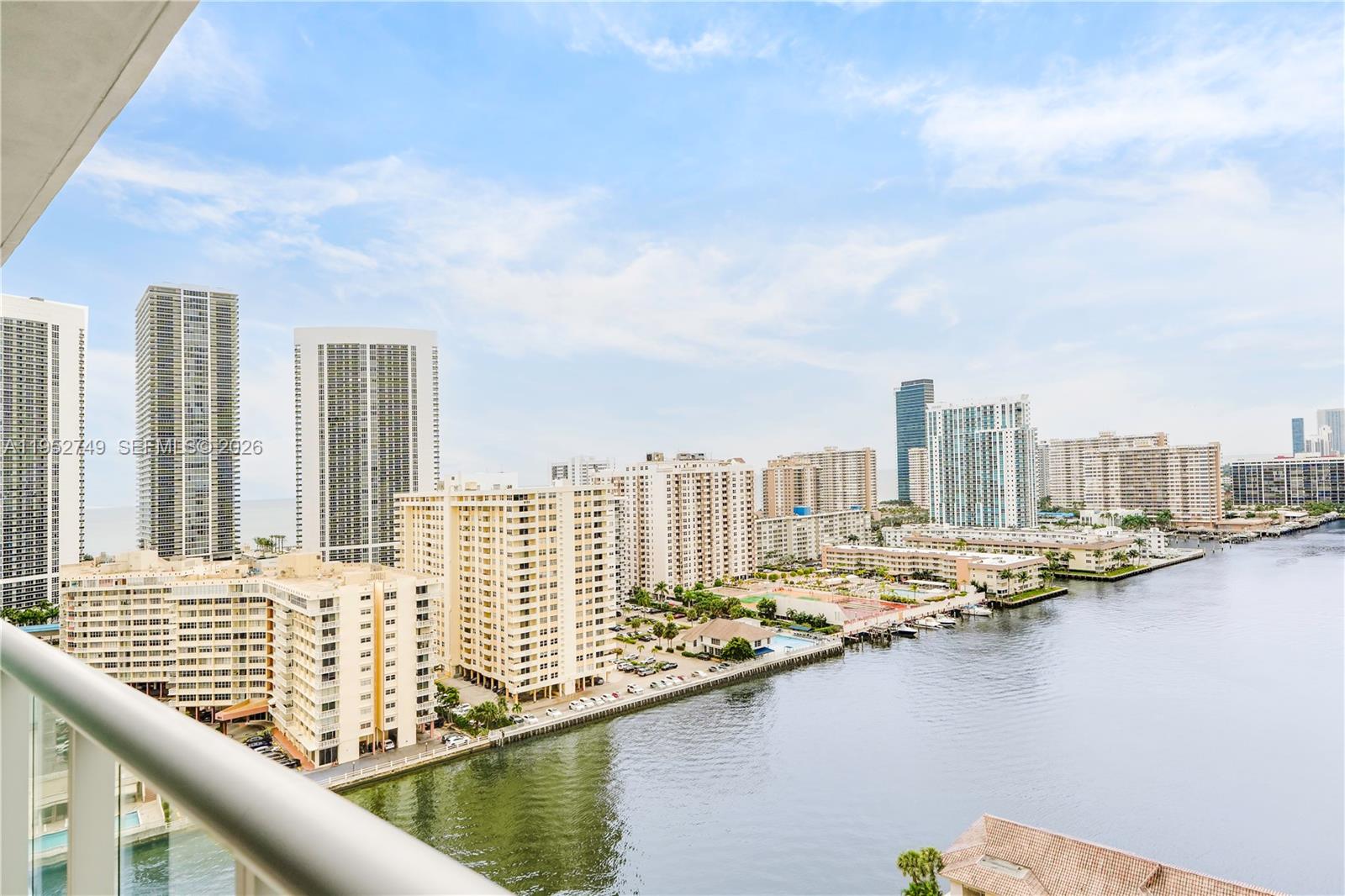 image Beachwalk Hotel & Residences24