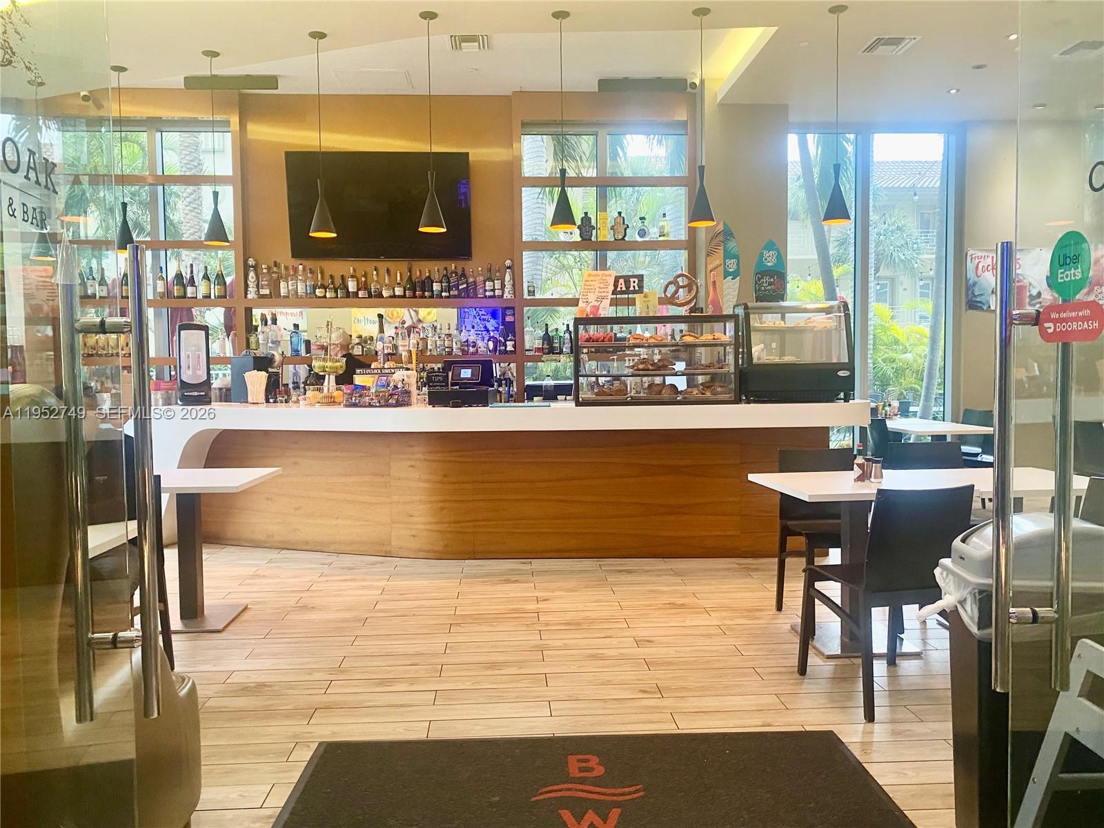 image Beachwalk Hotel & Residences36