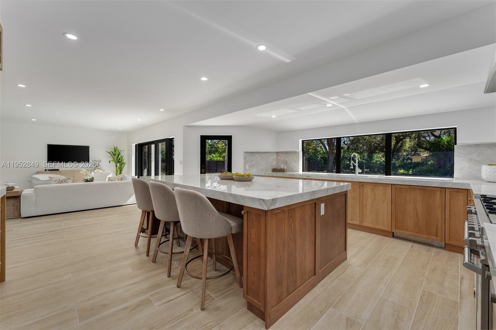 6650 SW 127th St Pinecrest, FL 33156