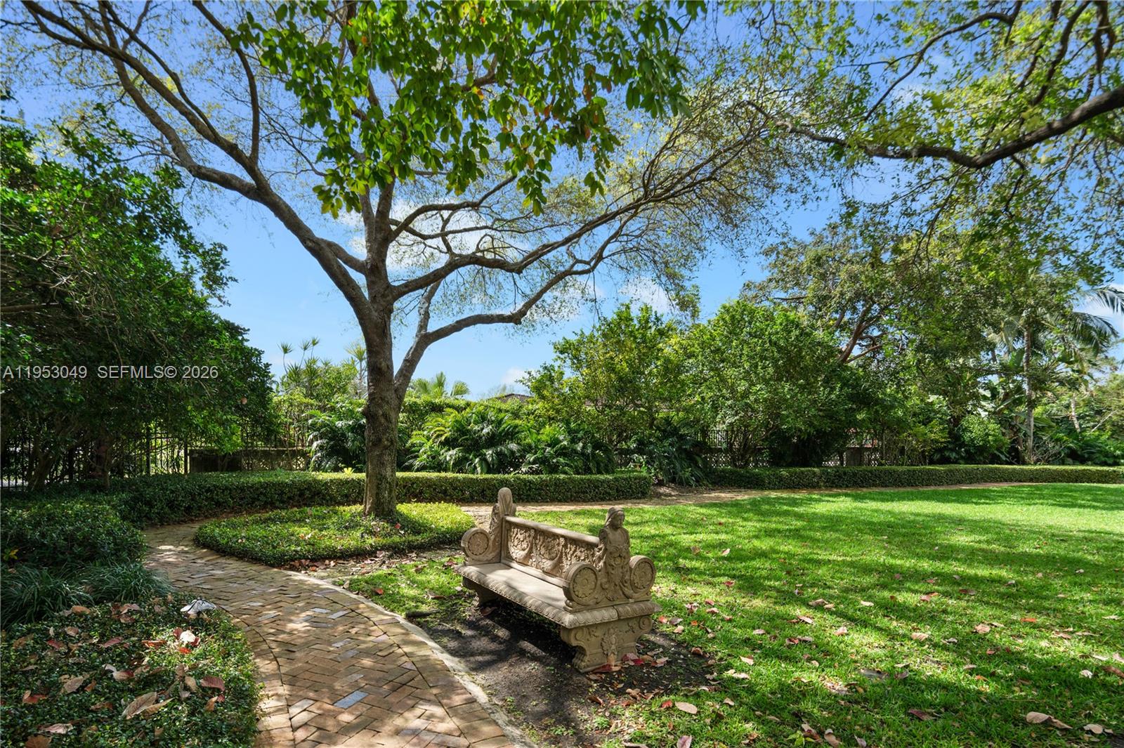 4620 Granada Blvd Coral Gables, FL 33146