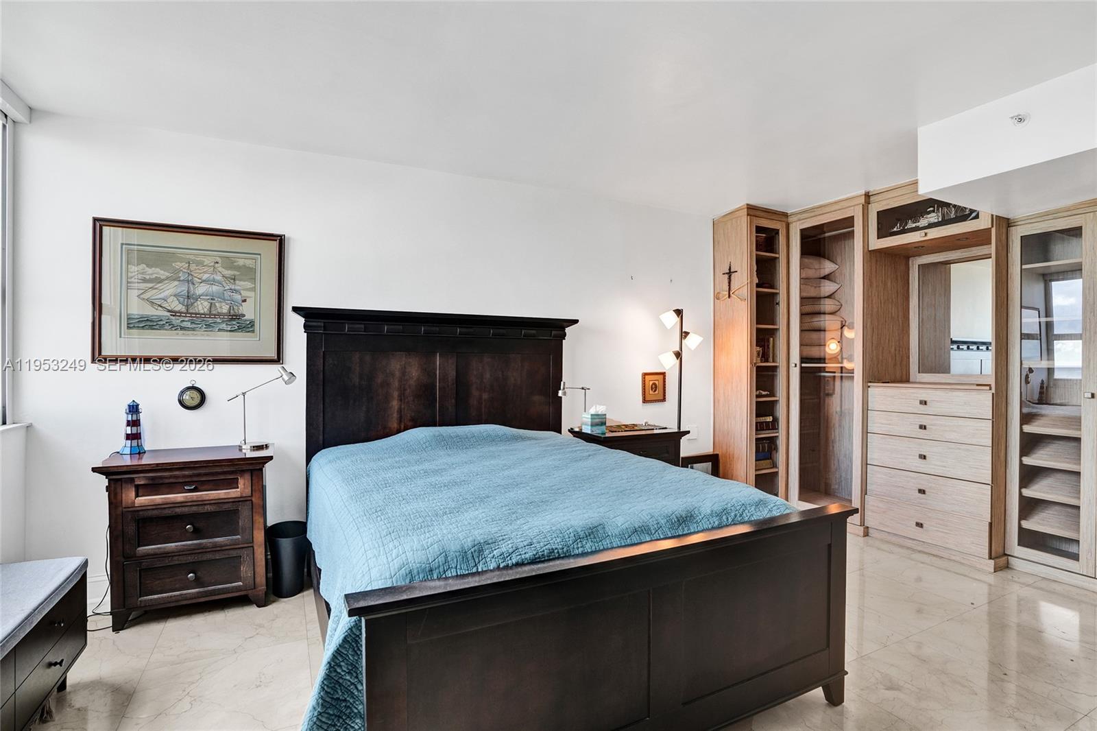 650 West Ave #2206 Miami Beach, FL 33139