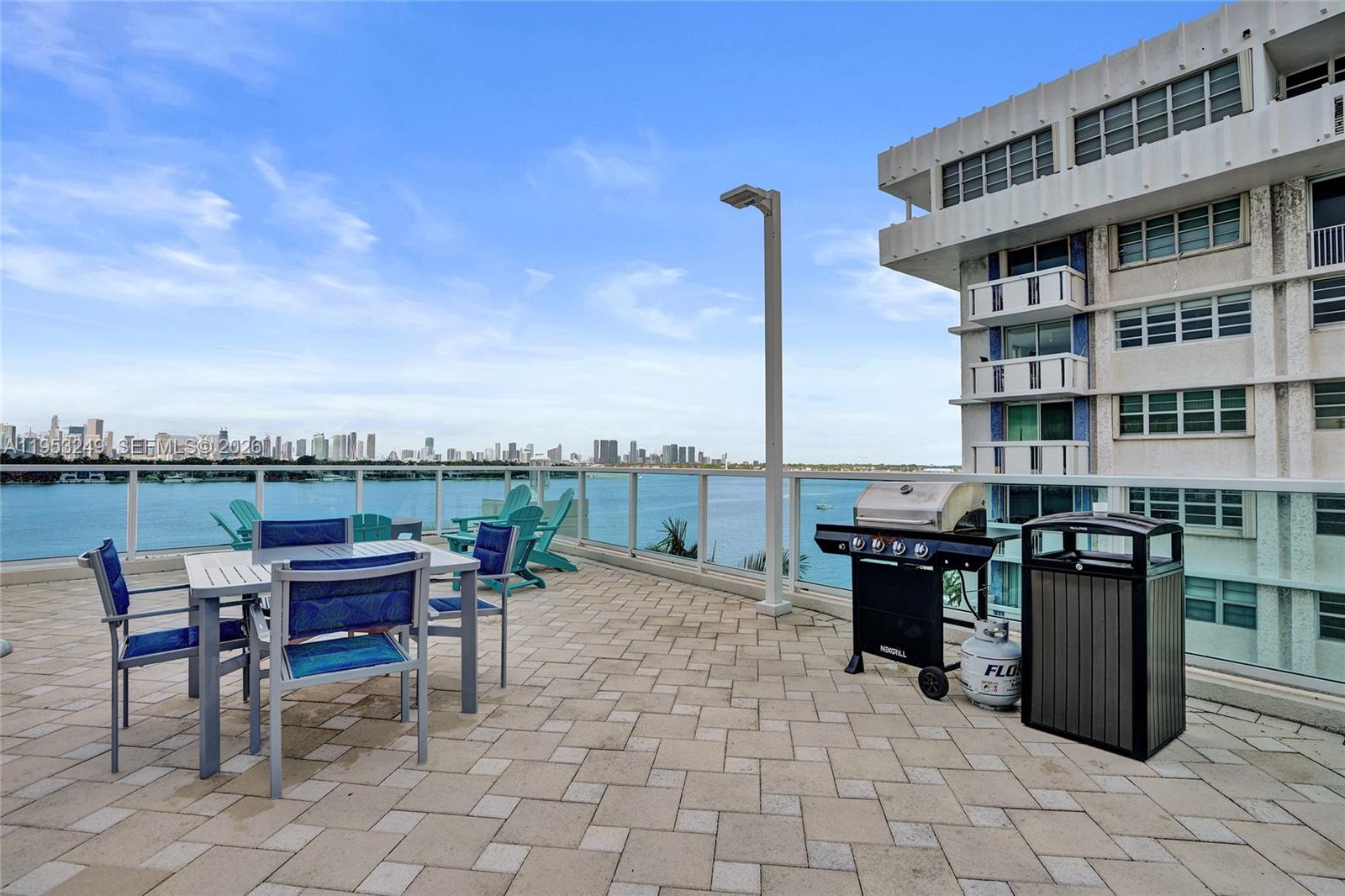 650 West Ave #2206 Miami Beach, FL 33139