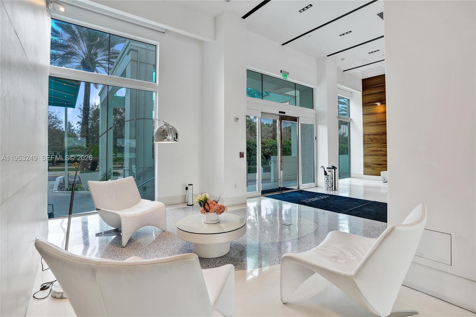 650 West Ave #2206 Miami Beach, FL 33139