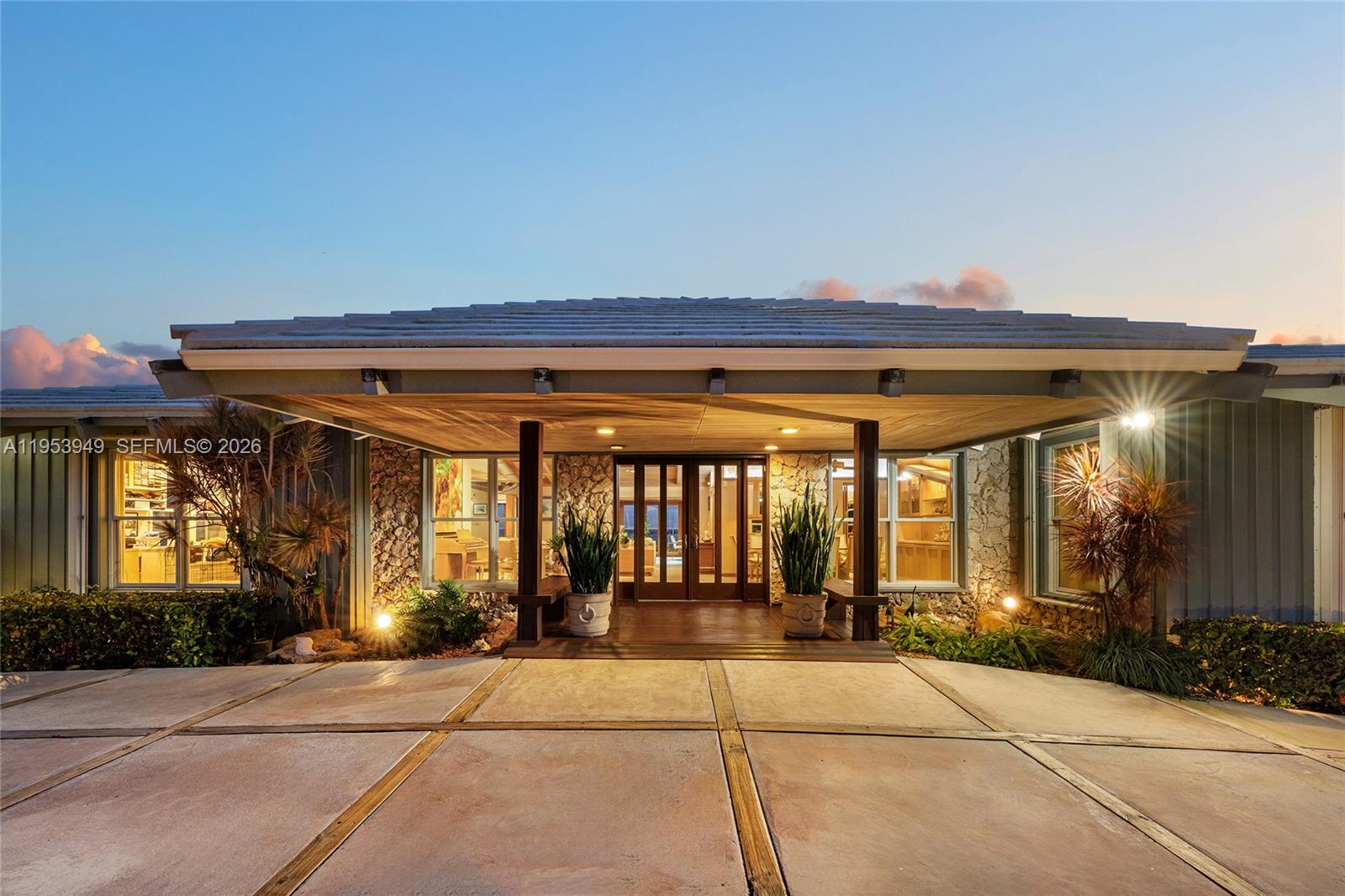 720 Lugo Ave Coral Gables, FL 33156