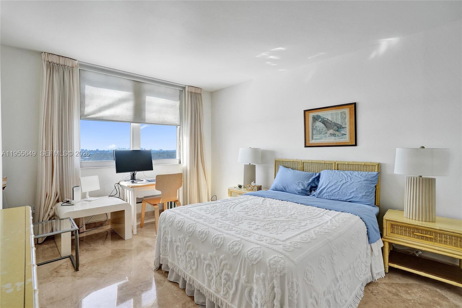 500 Bayview Dr #1422 Sunny Isles Beach, FL 33160