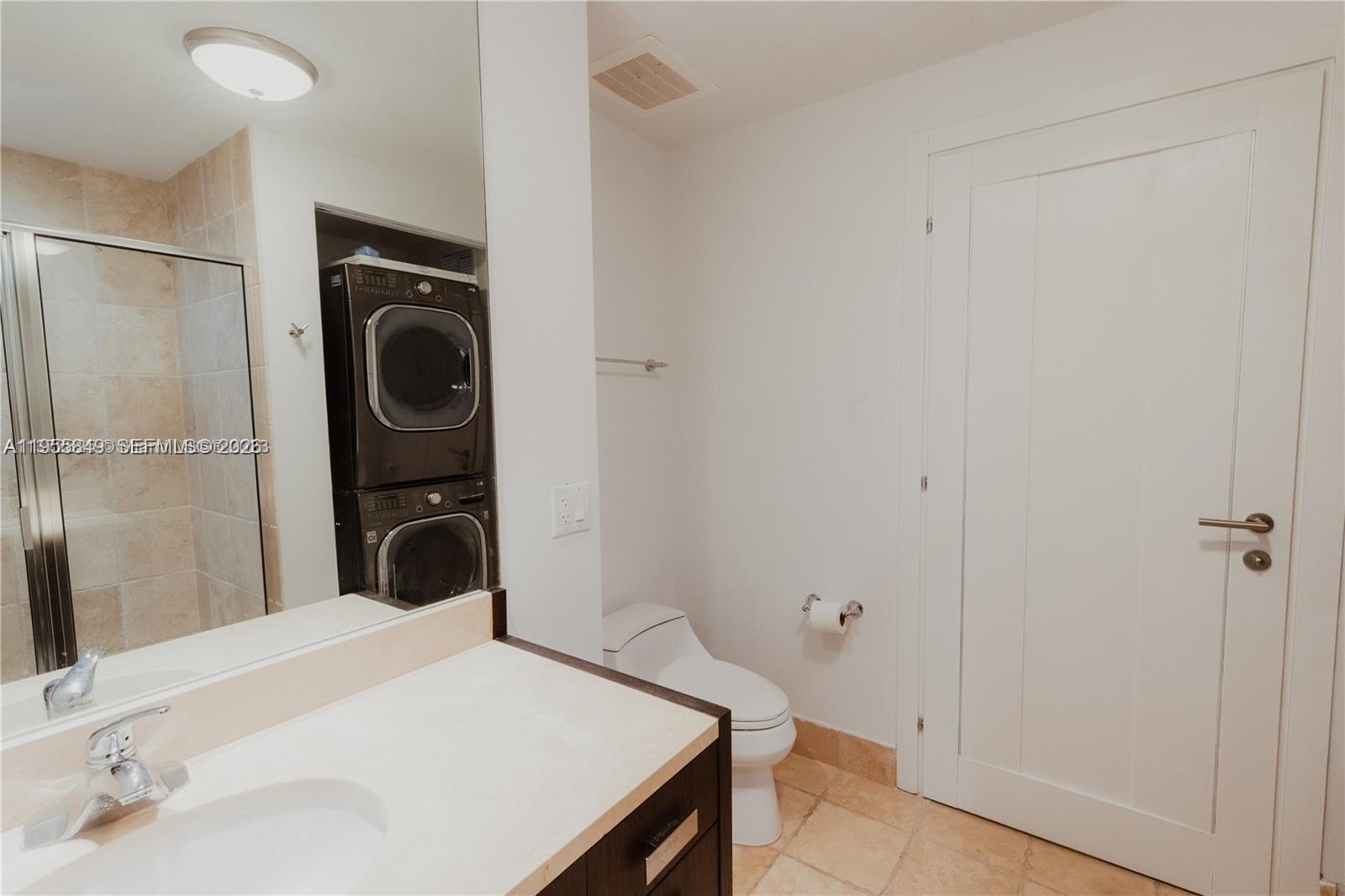 image Trump Royale24