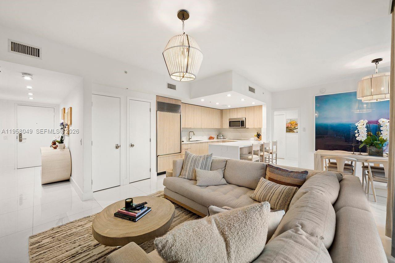 image The Carillon North Tower10