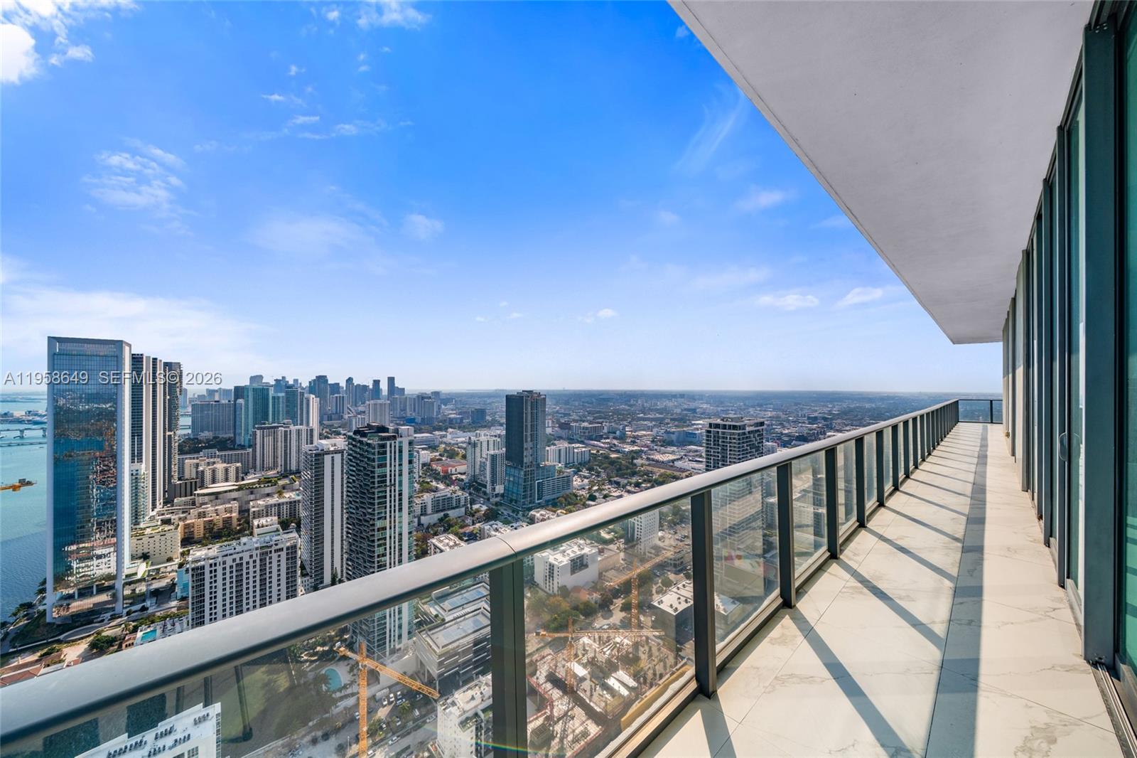 480 NE 31st St #PH5101 Miami, FL 33137