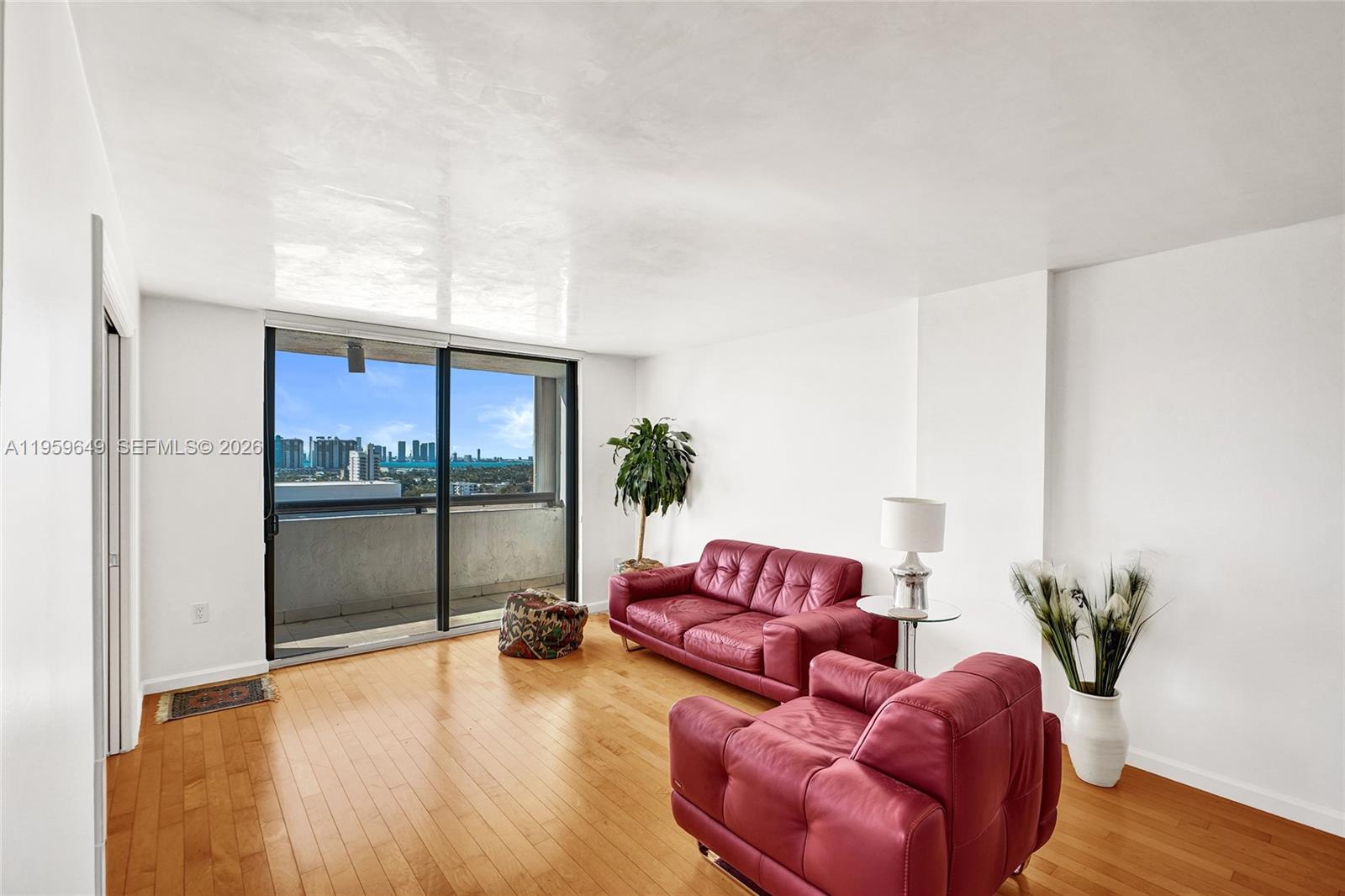 1775 Washington Ave #PH-4 Miami Beach, FL 33139