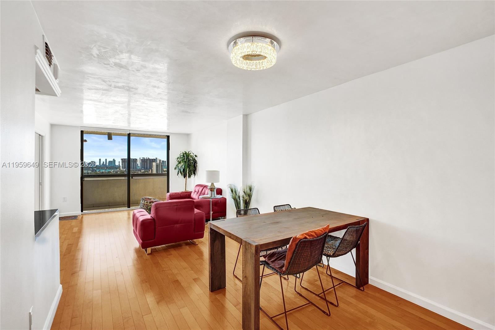 1775 Washington Ave #PH-4 Miami Beach, FL 33139