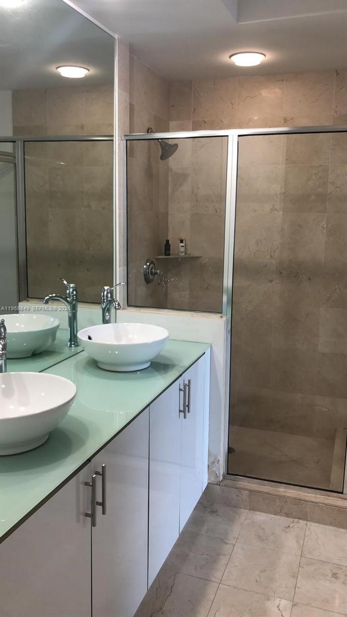 315 NE 3rd Ave #1905 Fort Lauderdale, FL 33301