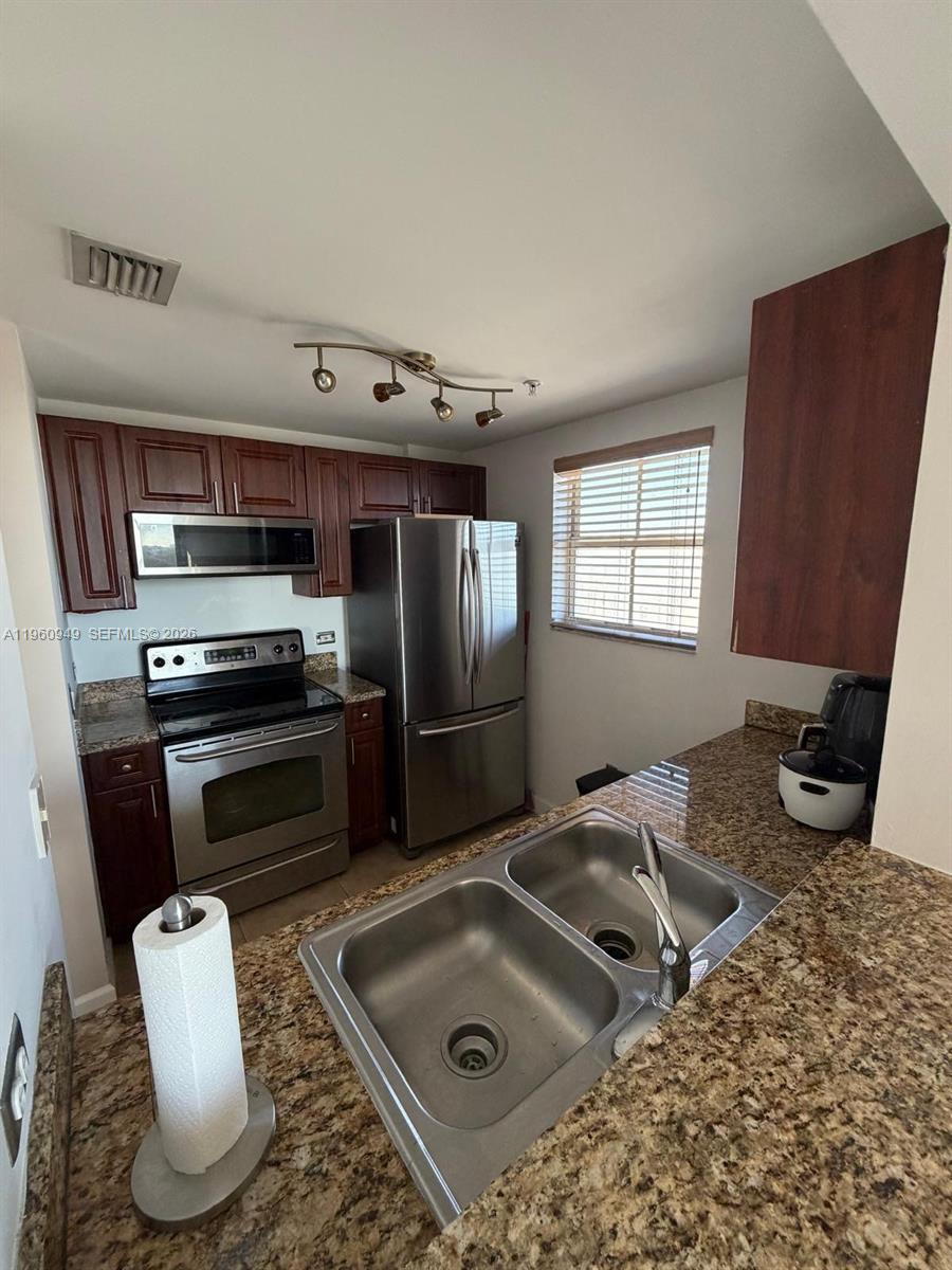 2600 SW 27th Ave #908 Miami, FL 33133