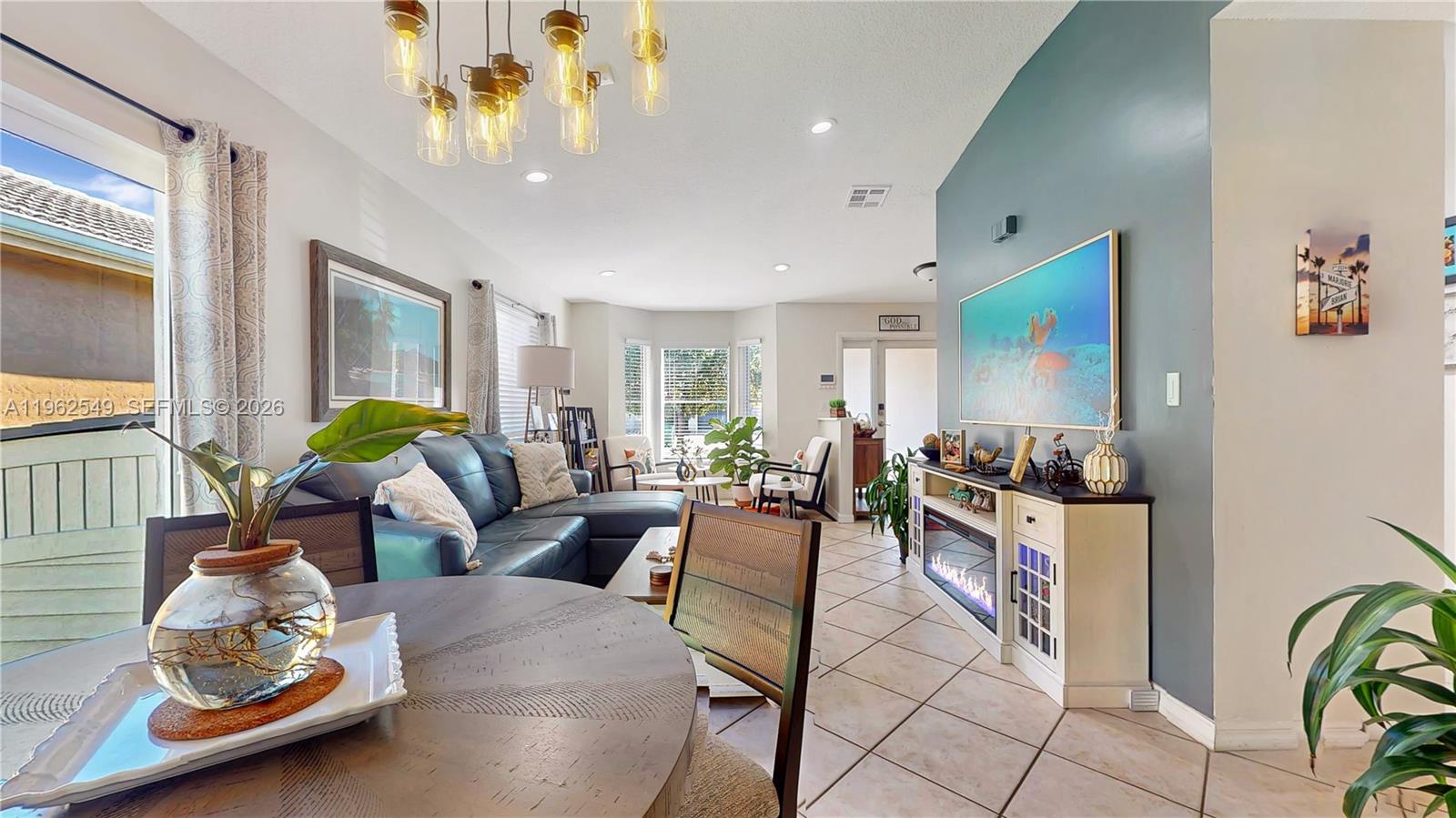 8931 SW 208th Ter Cutler Bay, FL 33189