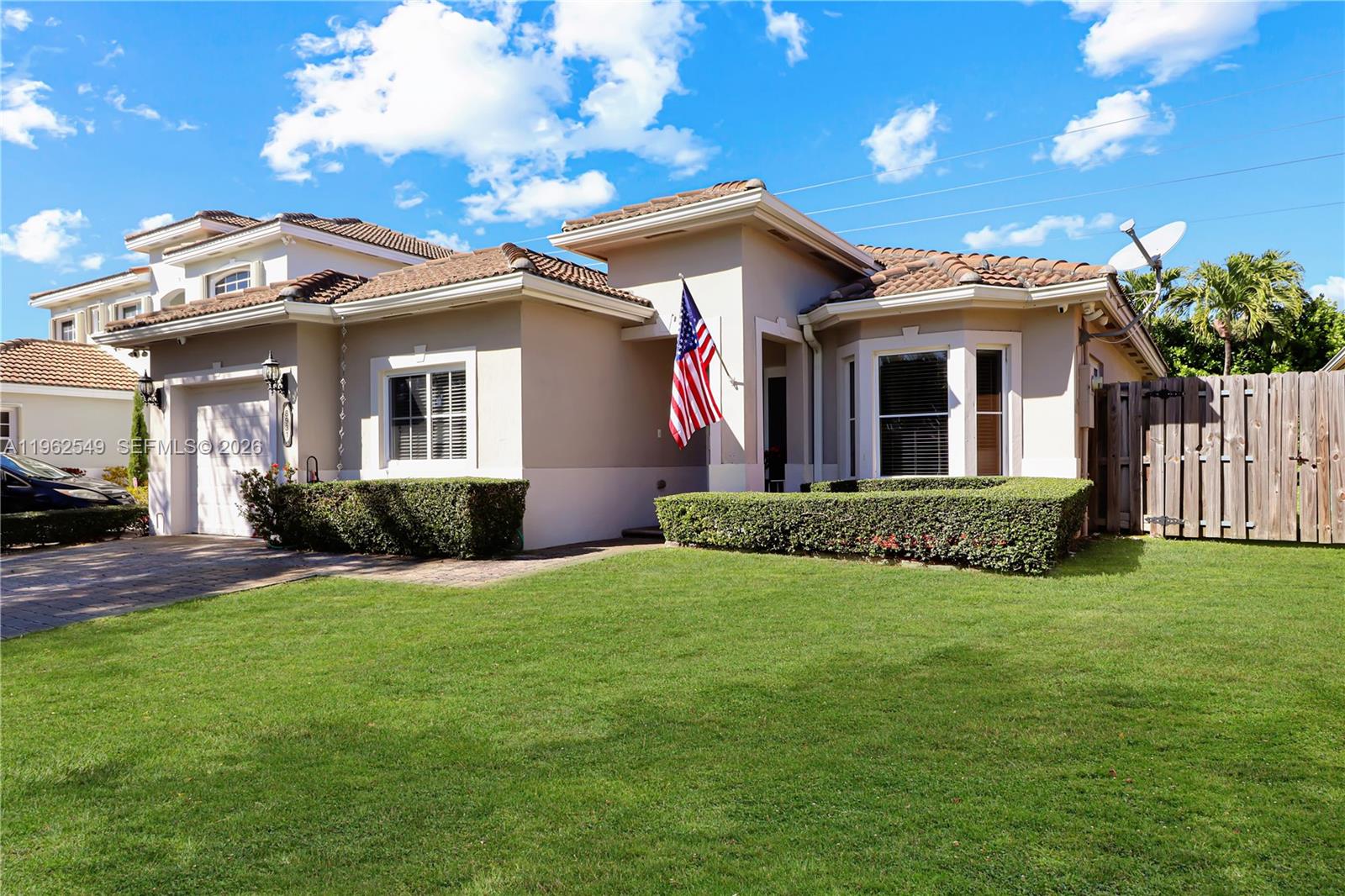 8931 SW 208th Ter Cutler Bay, FL 33189