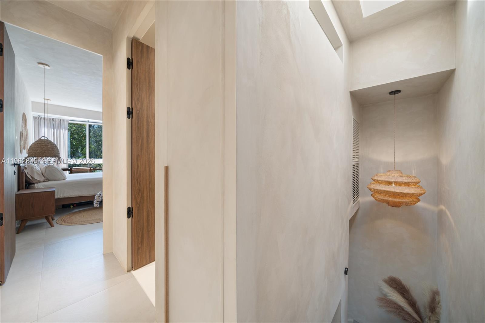 325 Meridian Ave #12 Miami Beach, FL 33139