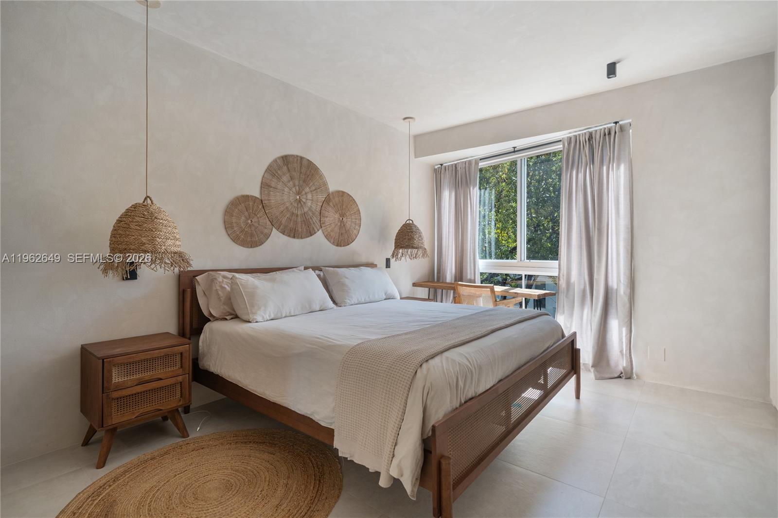 325 Meridian Ave #12 Miami Beach, FL 33139